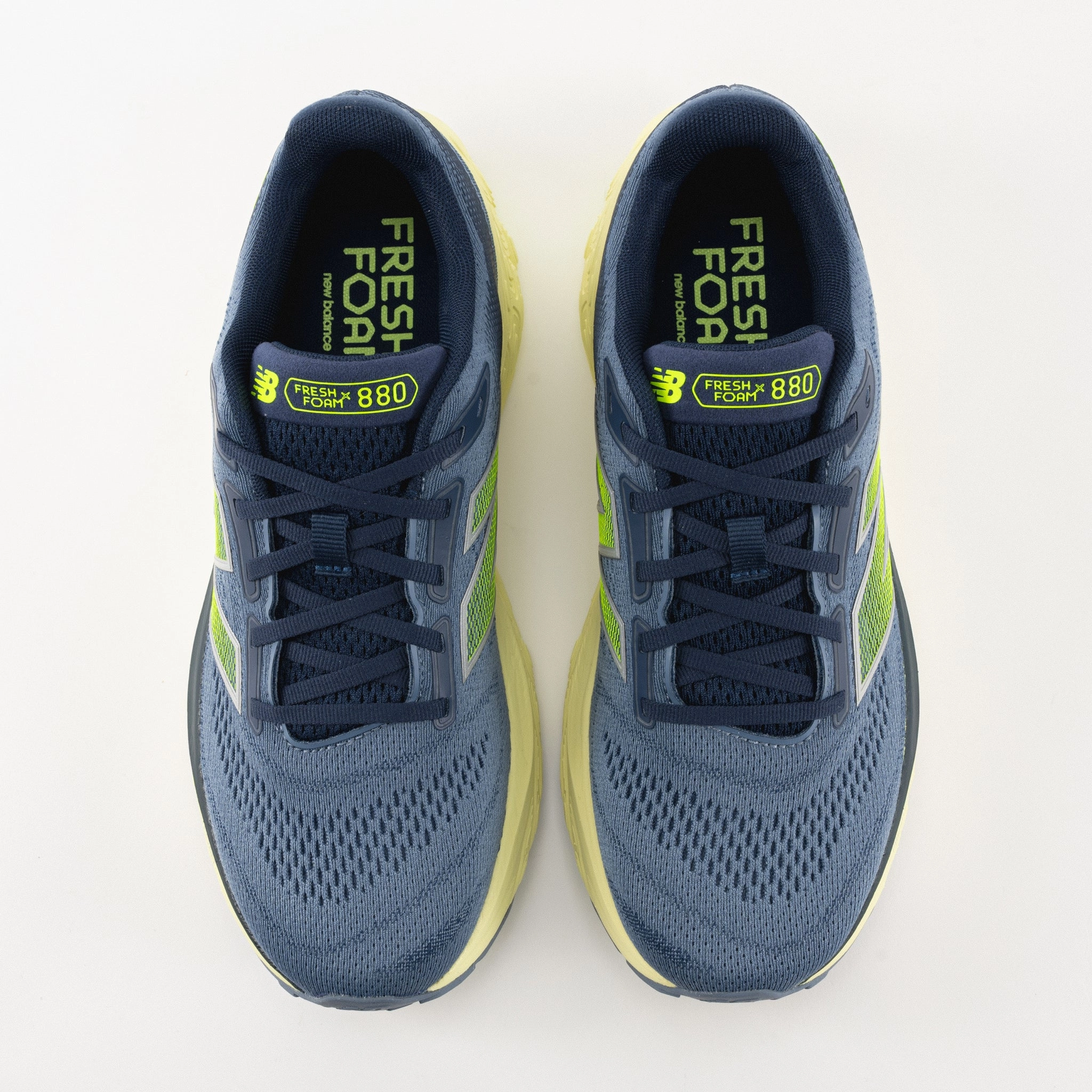 Non Slip Outsole Patterns Thermal Regulating Insole 880V14 - ARCTIC GRAY - MESH