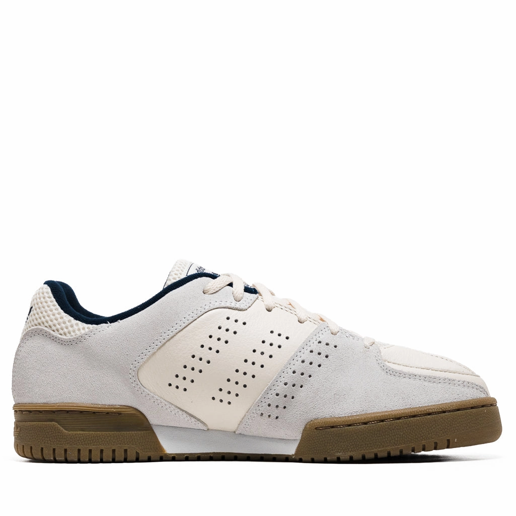 Adidas Fechten Indoor Consortium - Off White/Collegiate Navy Sand Shade Waterproof Work Commute