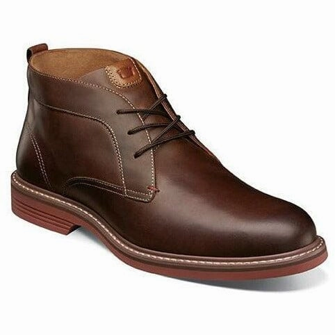 FLORSHEIM NORWALK PLAIN TOE CHUKKA MEDIUM AND WIDE Timeless traction