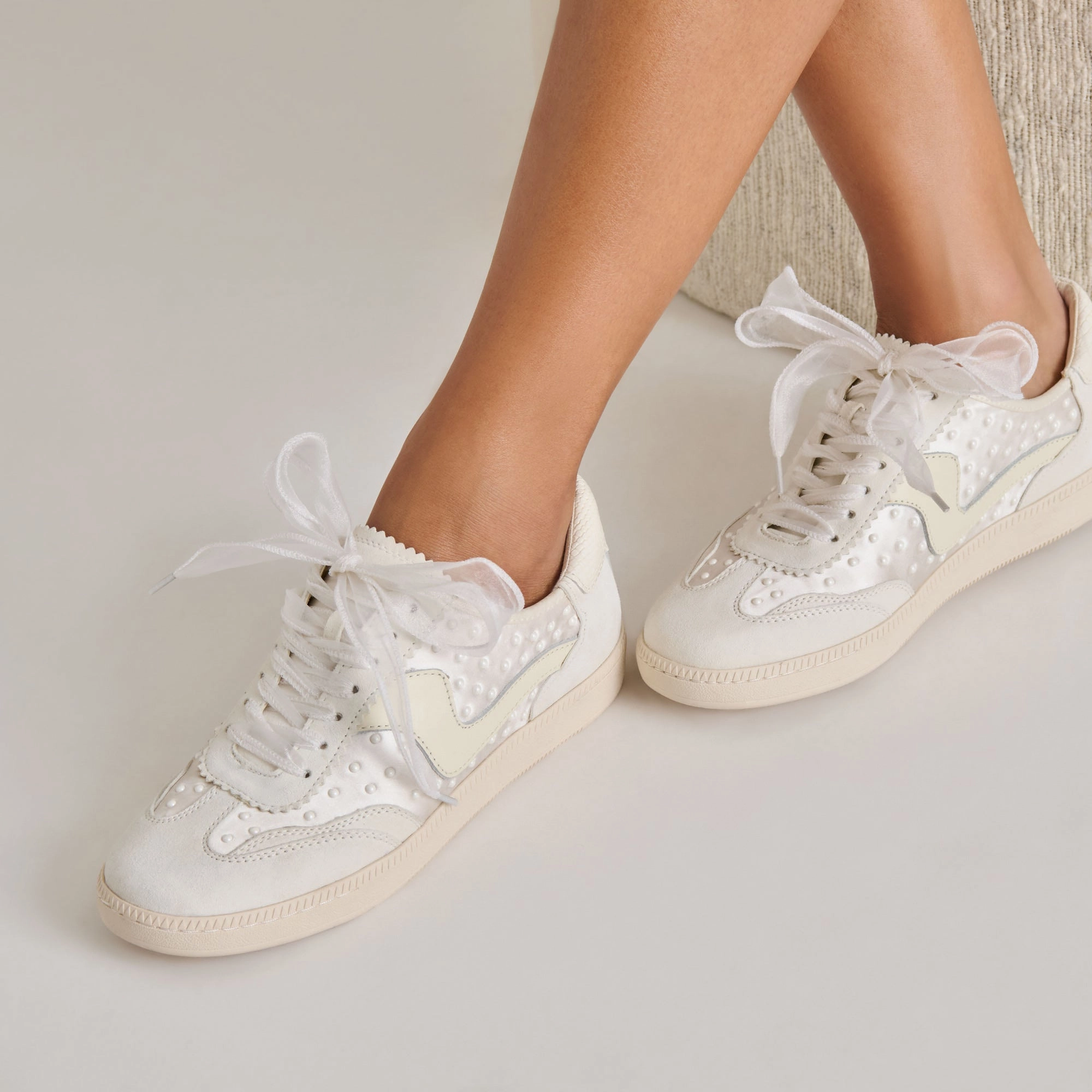 Playful Step NOTICE PEARL SNEAKERS OFF WHITE SATIN