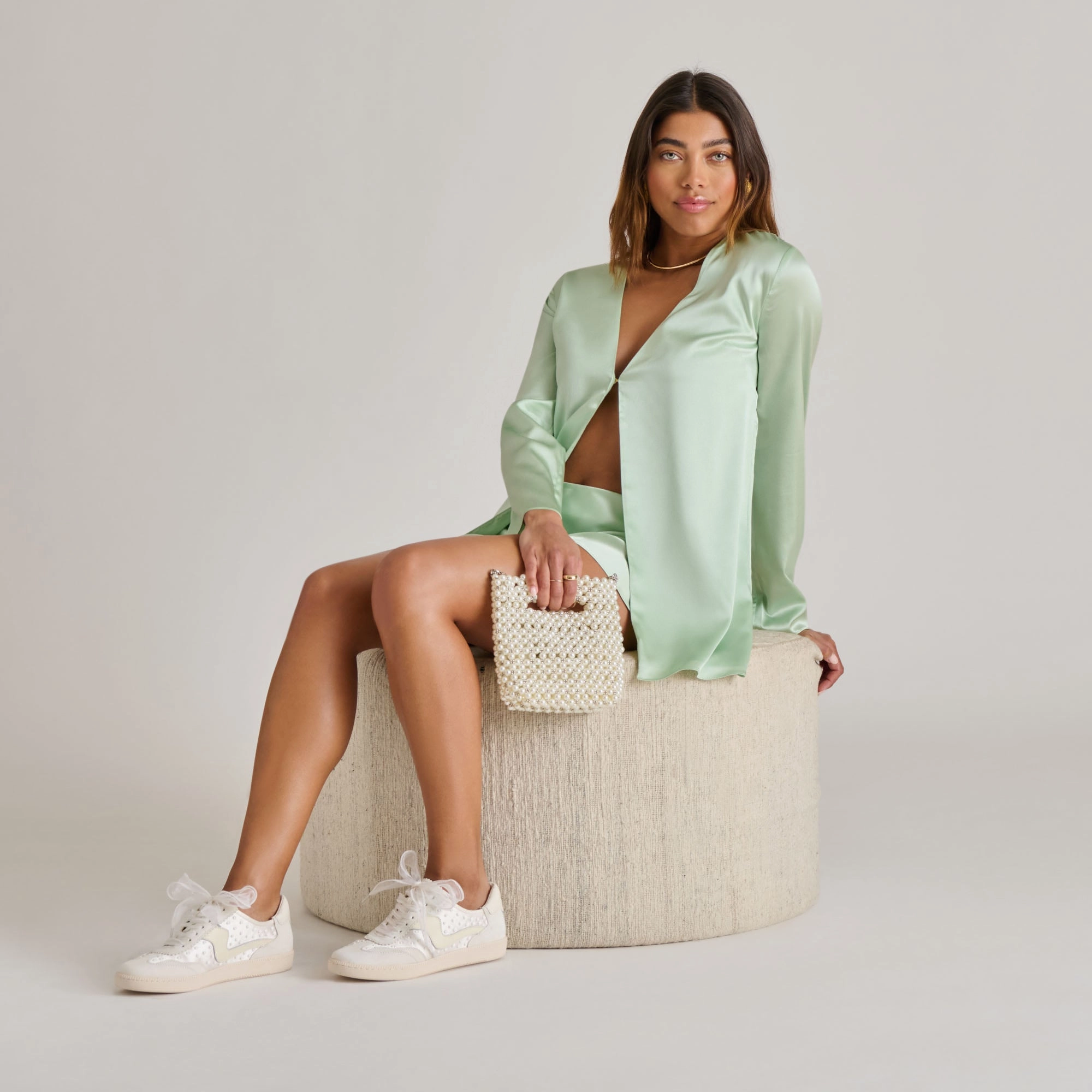 NOTICE PEARL SNEAKERS OFF WHITE SATIN Relaxed Flip-flops