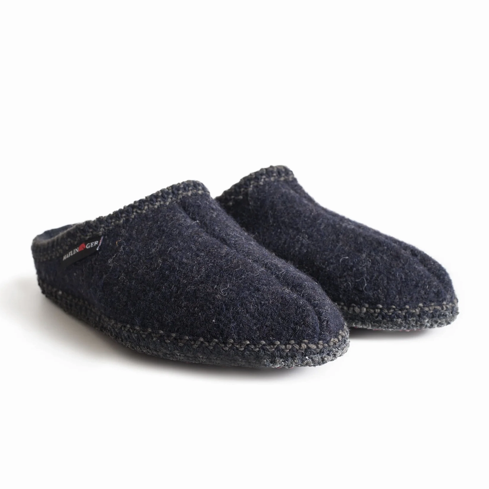 Haflinger AS20 Classic Slipper (Unisex) - Navy Fashionable Flip-flops for Travel