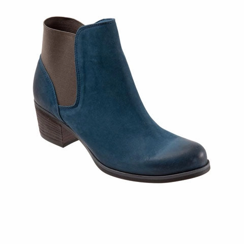 High Traction Weekend Wanderer Bueno Keri Ankle Boot (Women) - Blue Nubuck