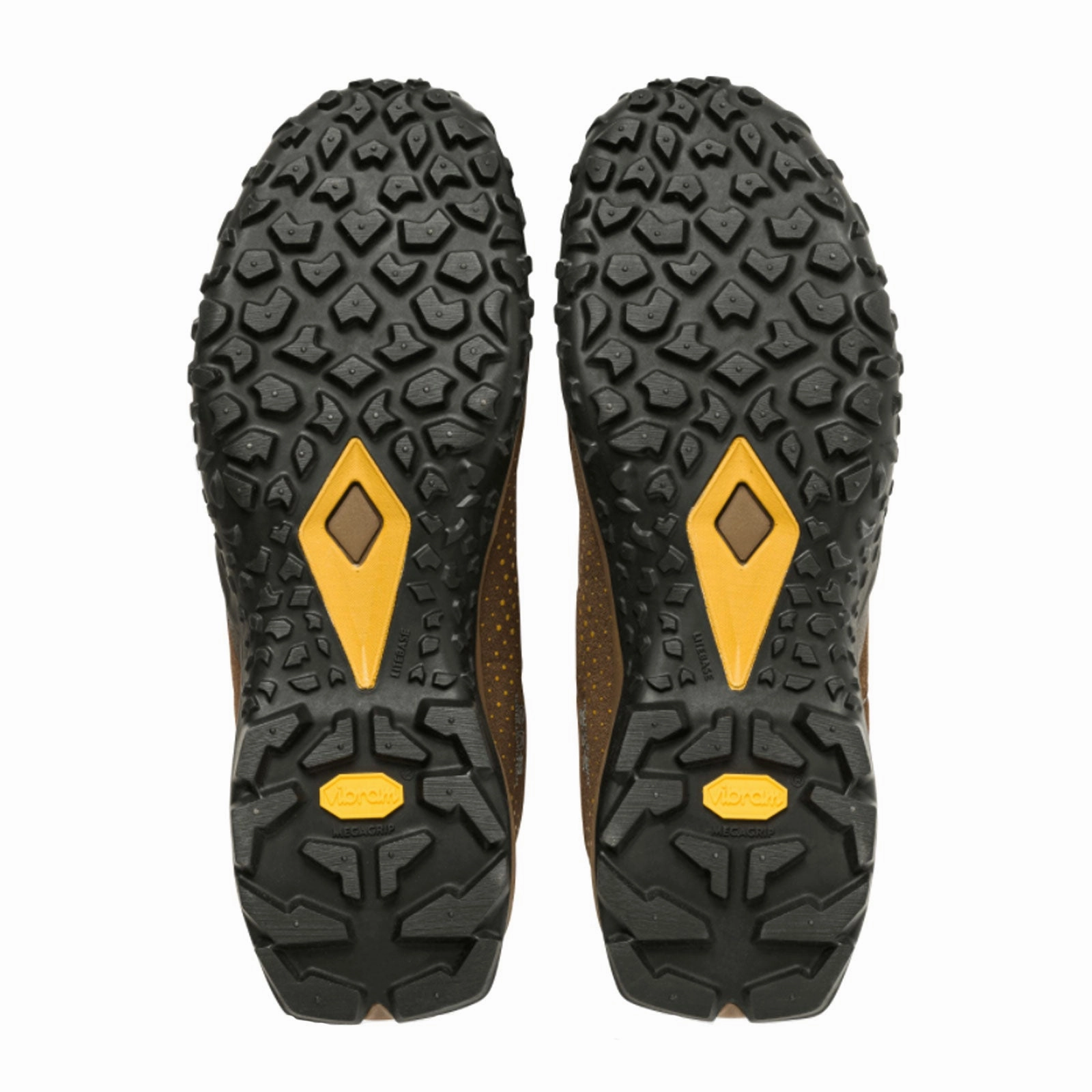 Tecnica Magma Mid GTX Hiking Shoe (Men) - Dark Savana/My Fieno Noise free All Day Wear