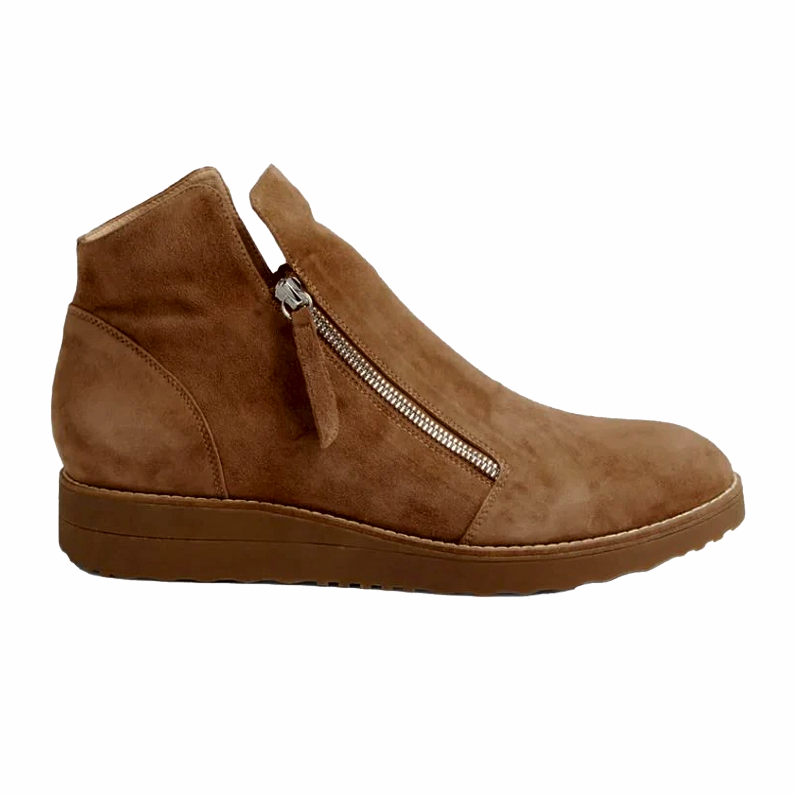 Thermal Core Weekend Wanderer Django & Juliette Ohmy Ankle Boot (Women) - Light Chocolate