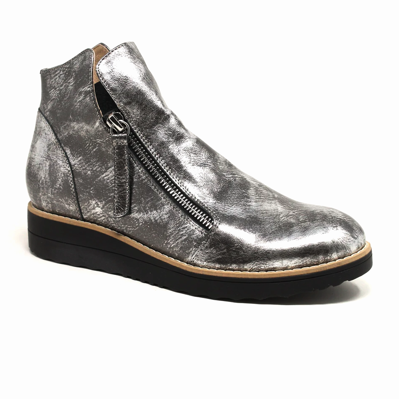 Western Style Django & Juliette Ohmy Ankle Boot (Women) - Black/Pewter Smudge Leather