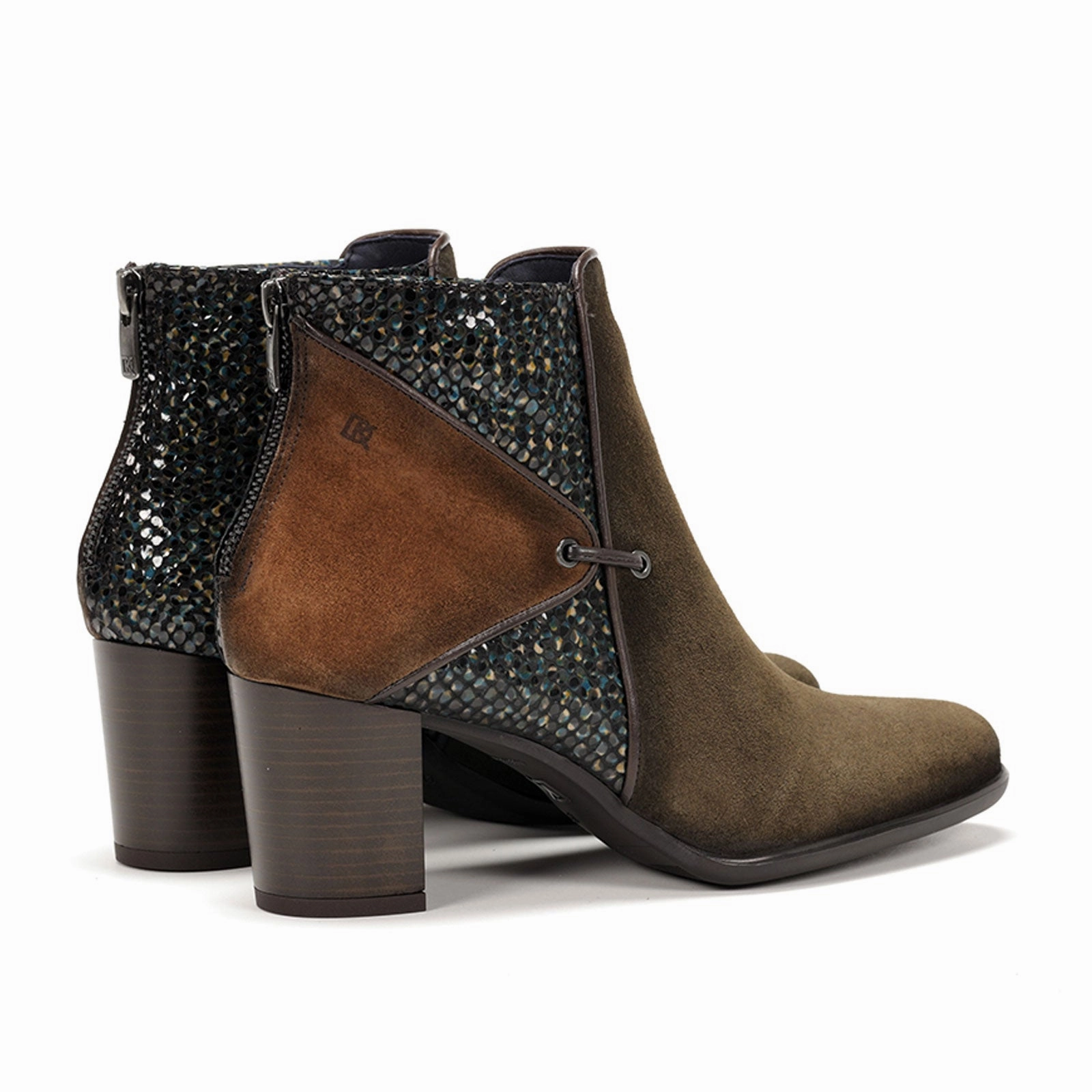 Field Travel Dorking King D8925 Ankle Boot (Women) - Herb