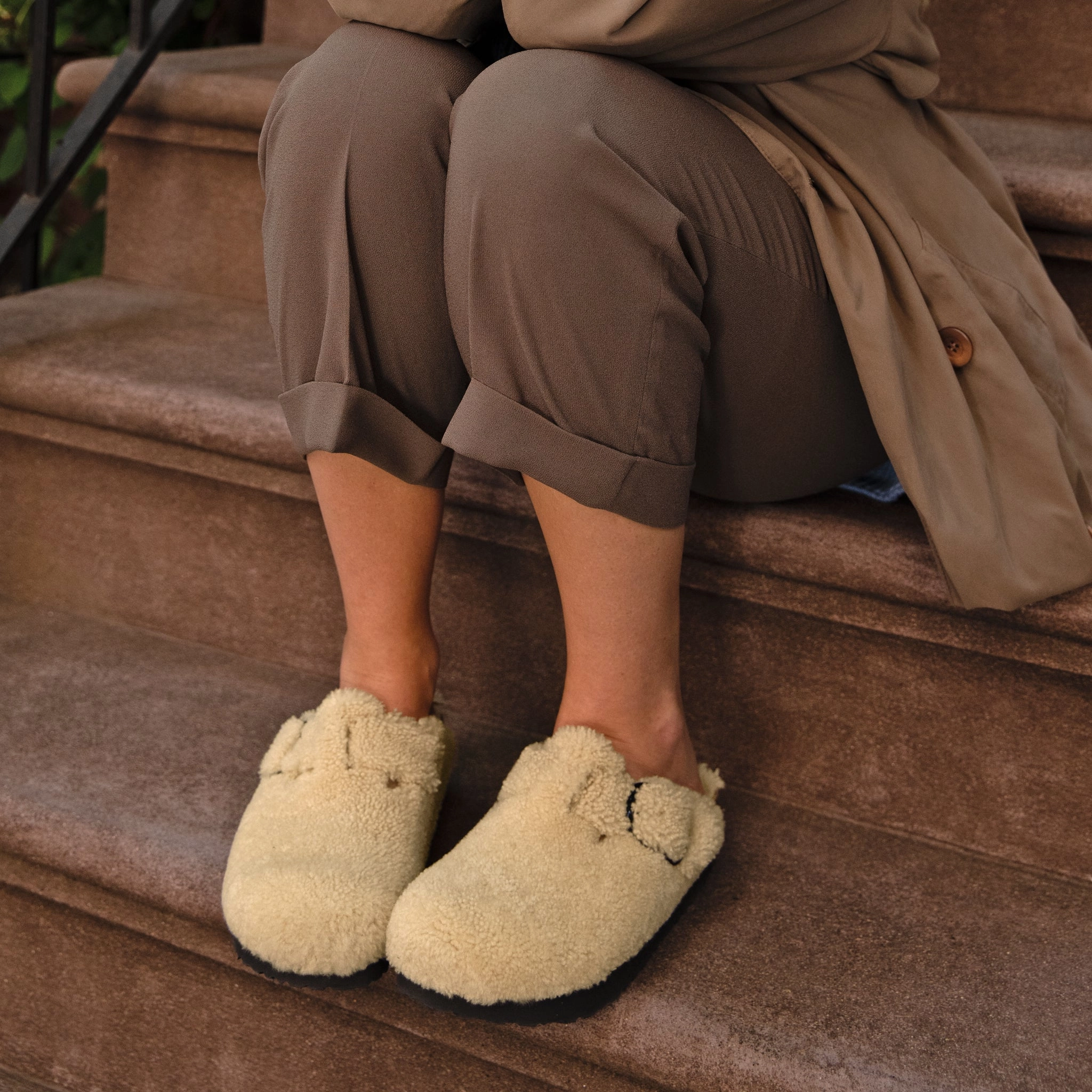 BOSTON TEDDY SHEARLING CLOG - EGGSHELL Functional shock absorption Water resistant coating