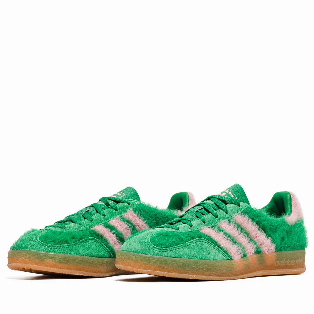 Reinforced toe Women's Adidas Gazelle Indoor - Green/Glow Pink