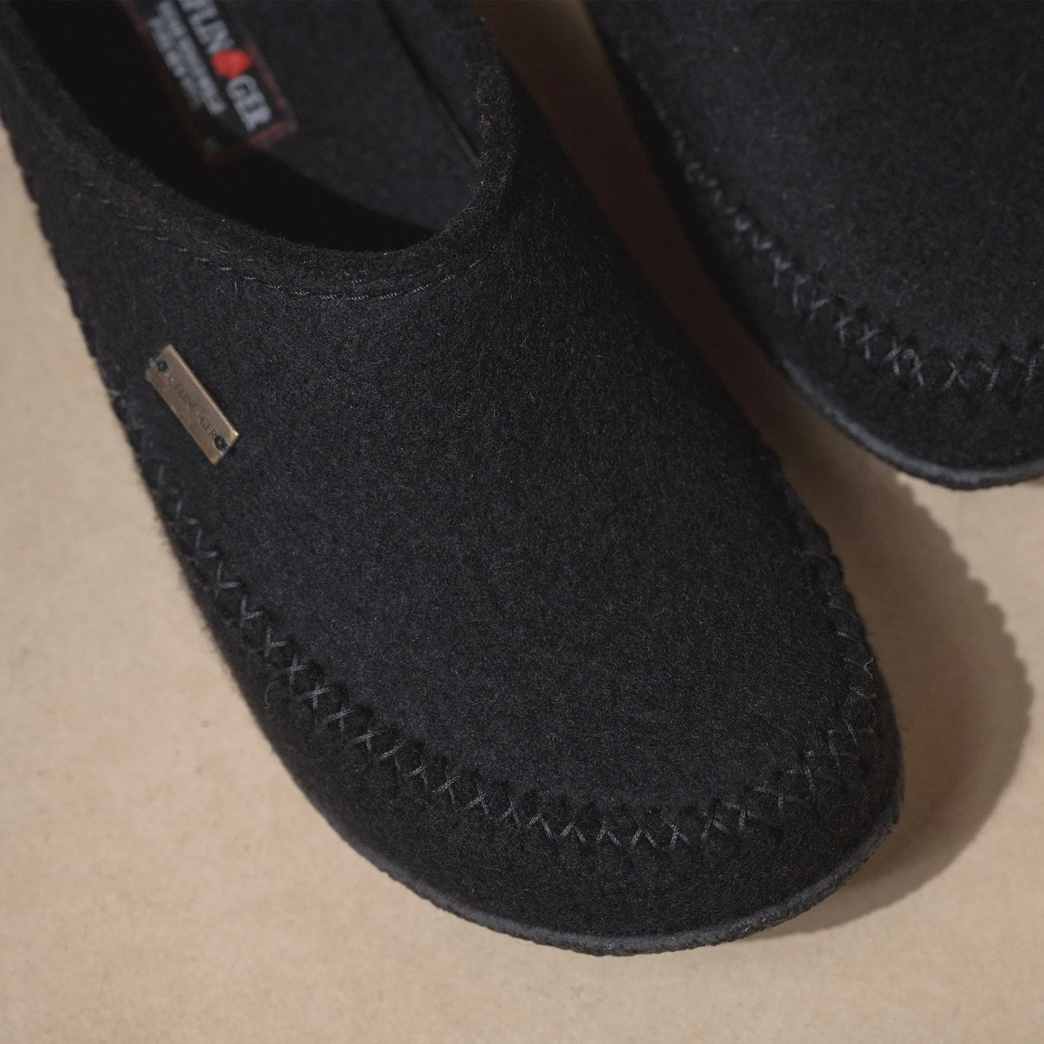 FLETCHER - BLACK - WOOL Luxurious lining Durable Outsole Material