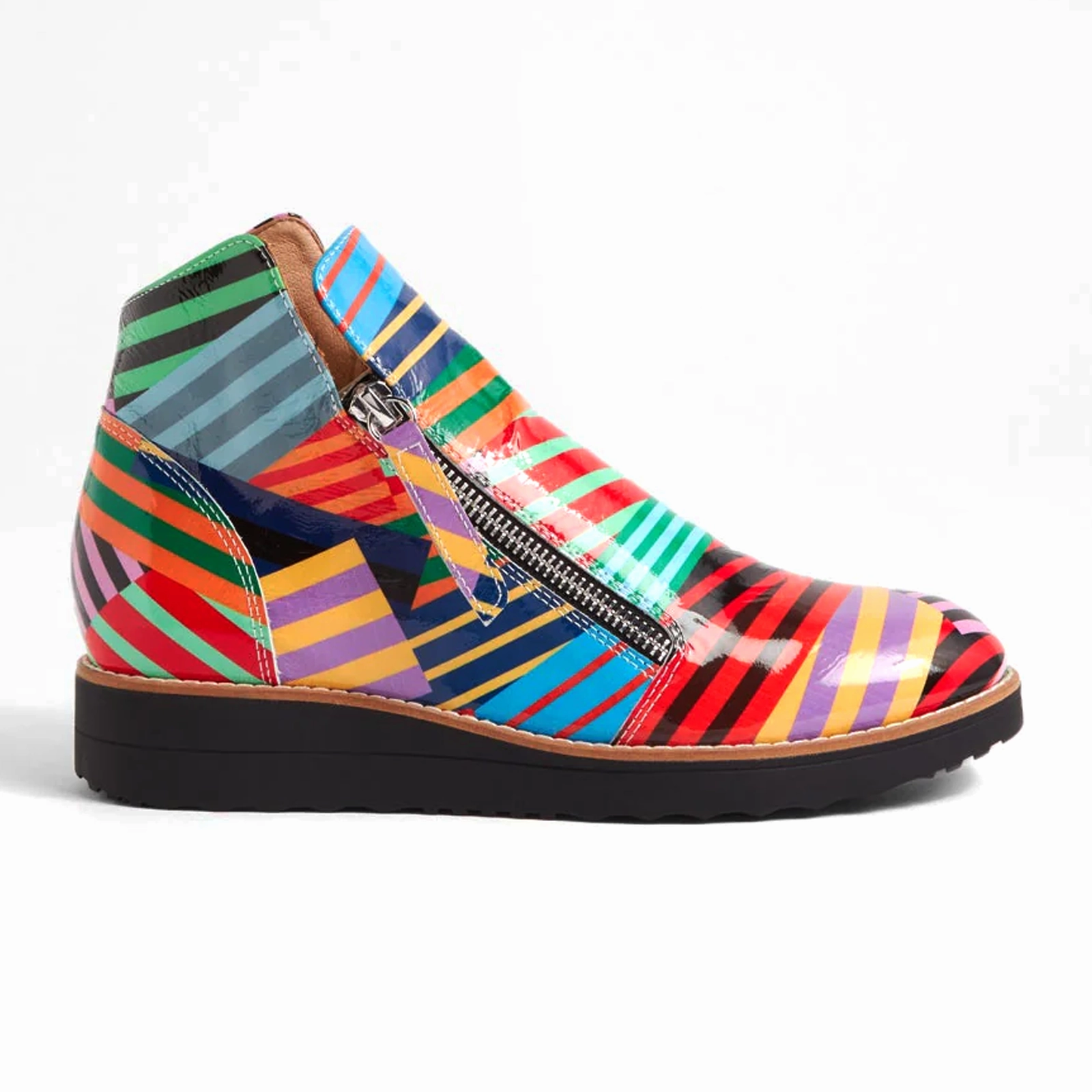 Zero Break In Comfort Django & Juliette Ohmy Ankle Boot (Women) - Black Stripe Metal Patent