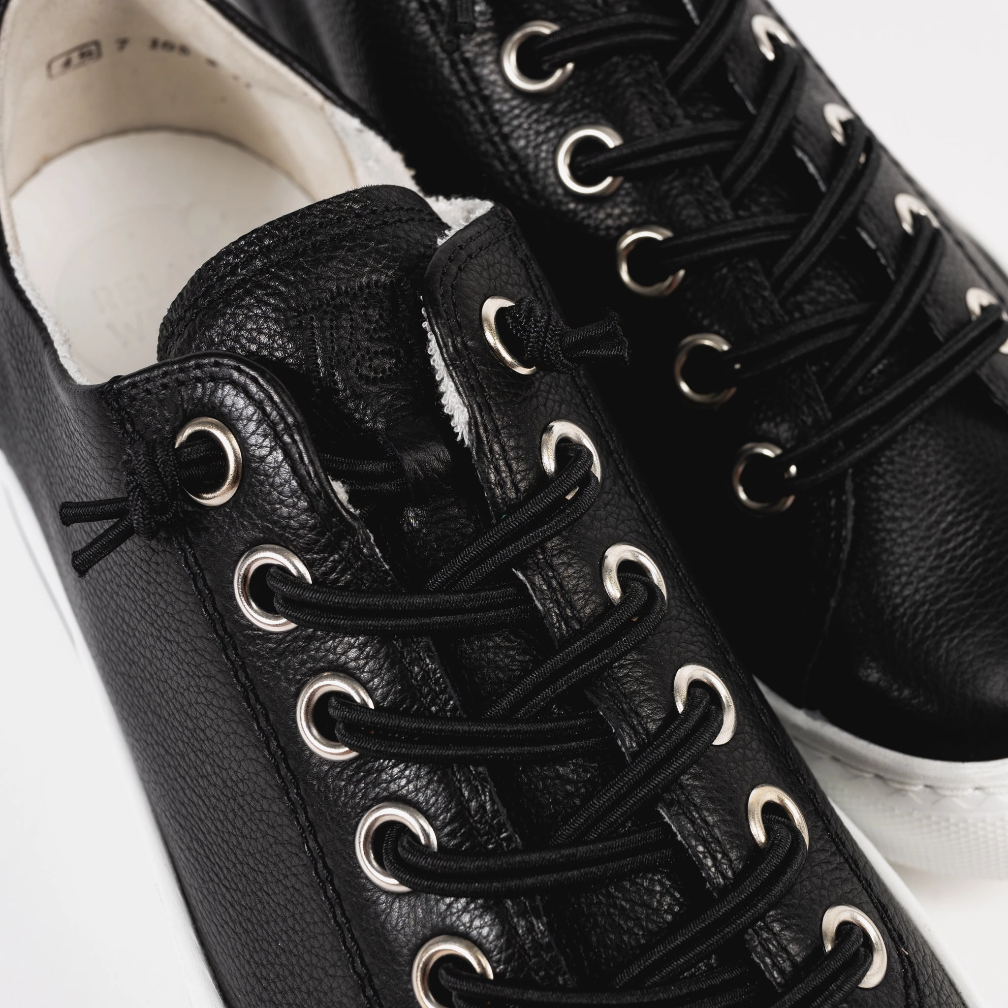 non - slip user HADLEY SNEAKER - BLACK - LEATHER