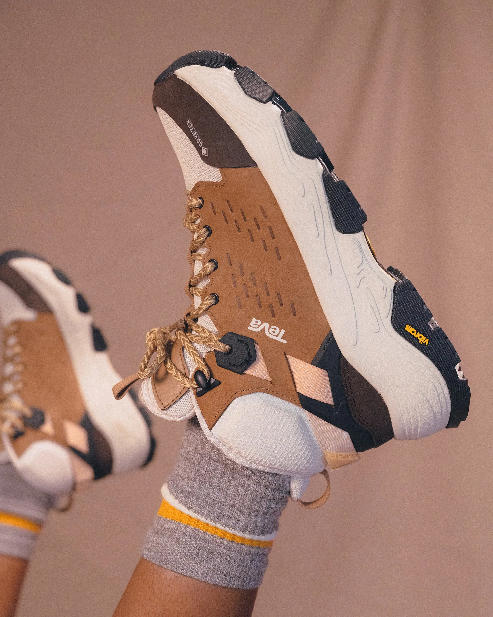 W-GRANDVIEW MAX GTX - HONEY BROWN - LEATHER form satisfactory