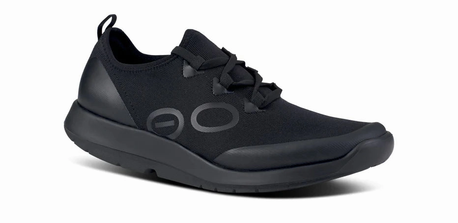 OOFOS MEN'S OOMG SPORT LS LOW SHOE - BLACK Durable Leather Non-Slip Grip