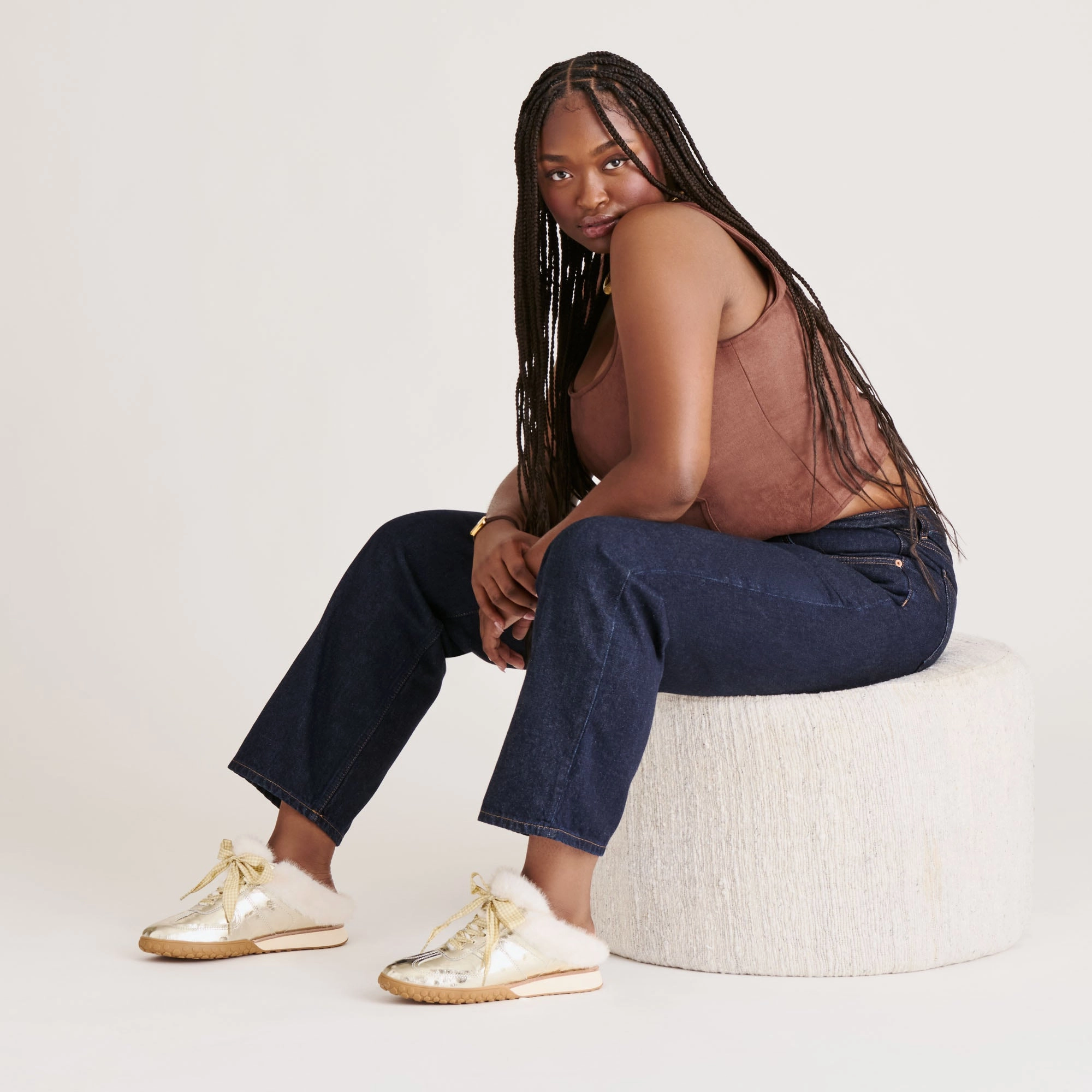 Easy Travel IZZEY PLUSH SNEAKERS PLATINUM LEATHER