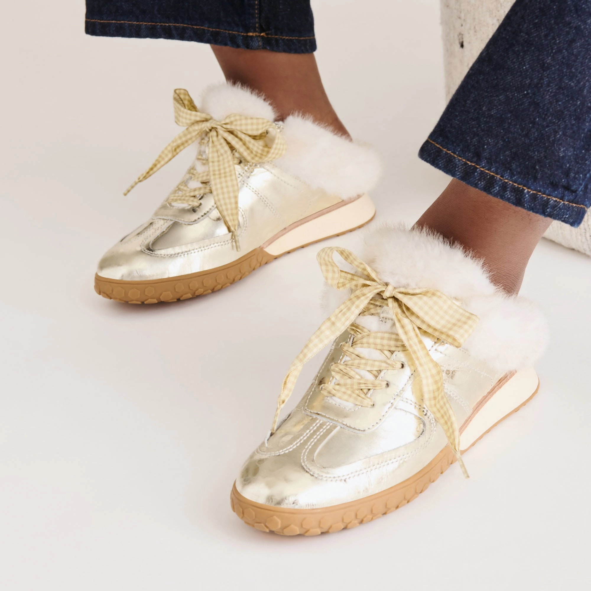 IZZEY PLUSH SNEAKERS PLATINUM LEATHER Indoor Wear