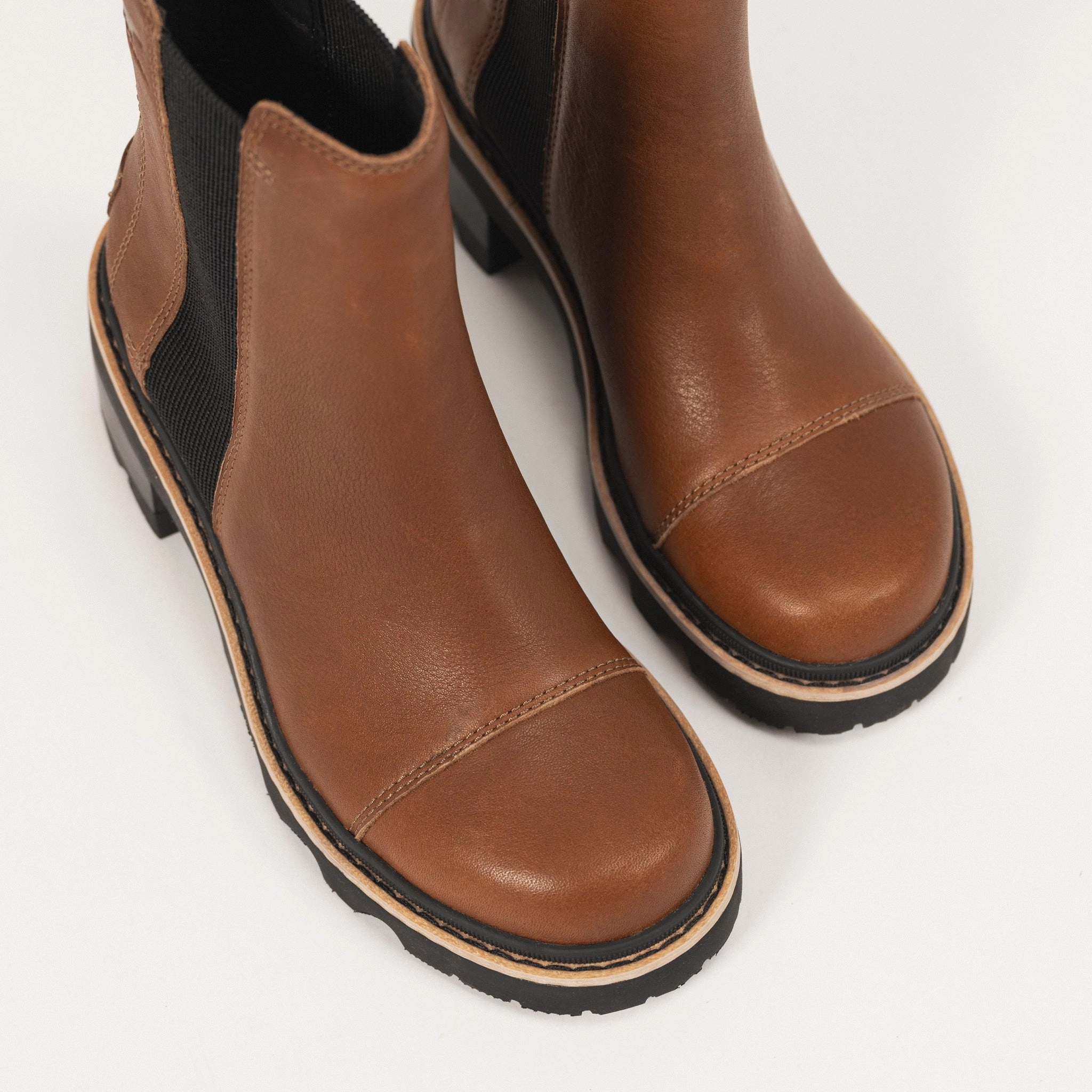 Office Chic Comfort JOAN NOW CHELSEA - VELVET TAN - LEATHER