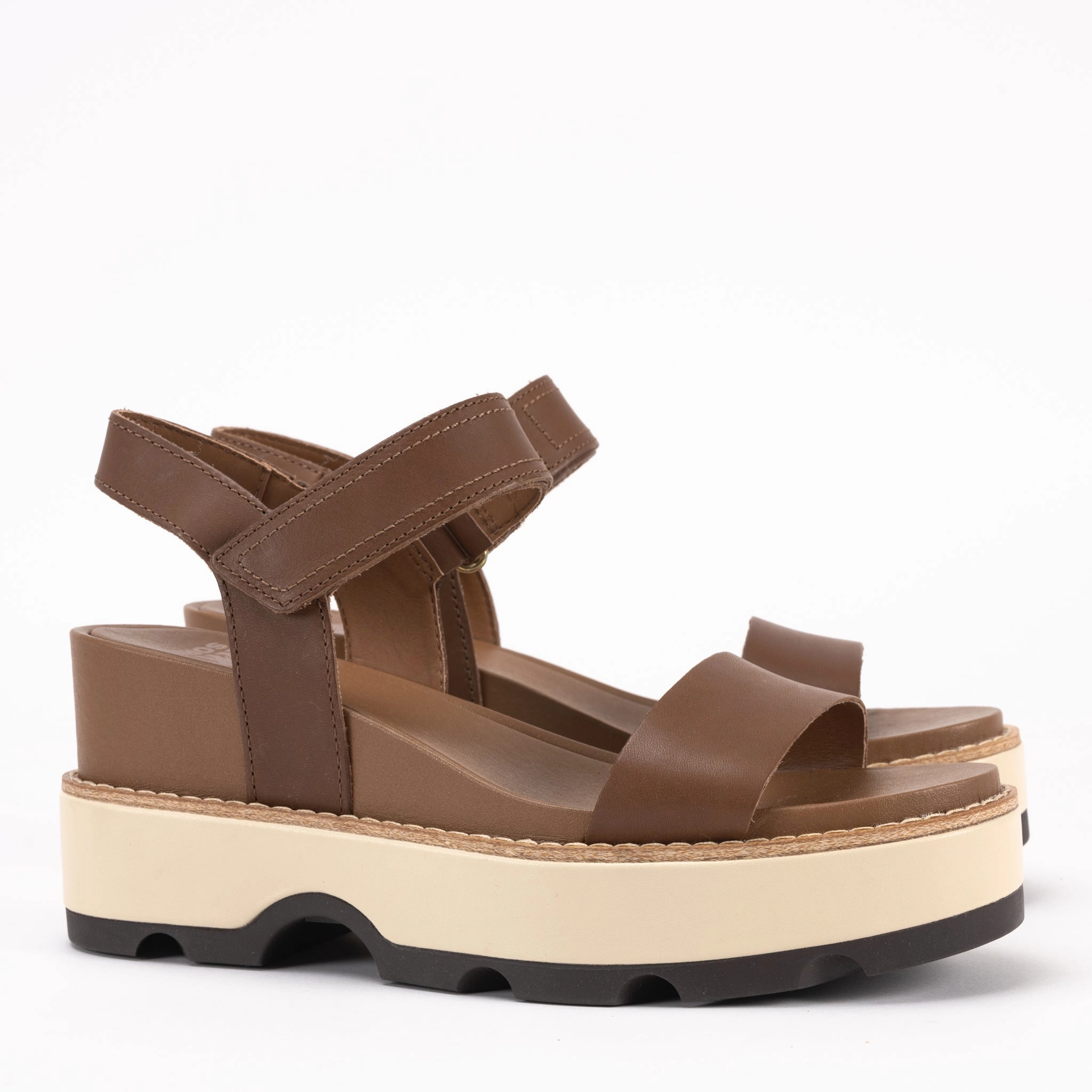 JOANIE IV Y-STRAP - VELVET TAN - LEATHER volleyball - style Vibrant sole