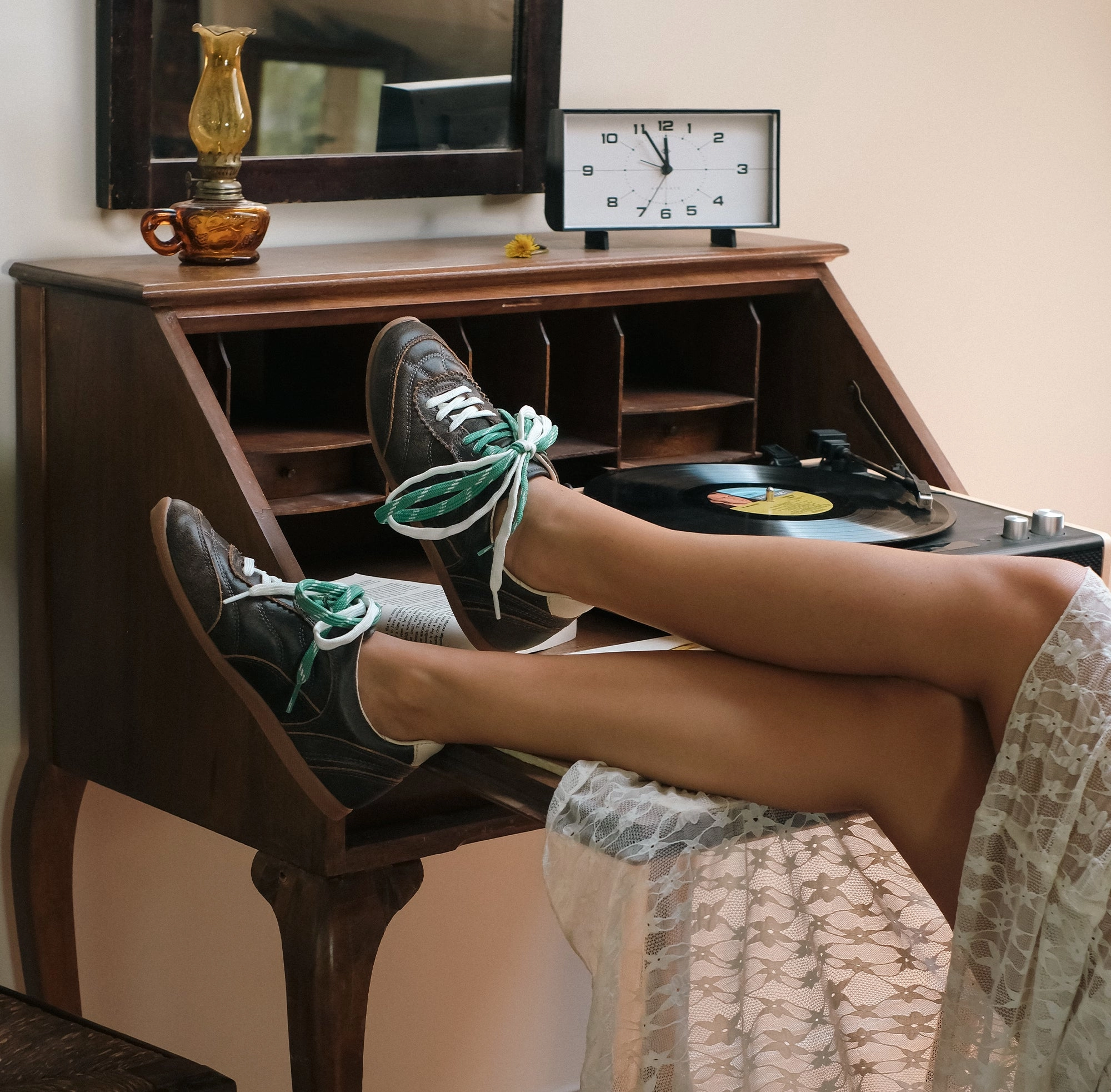 LAINI SNEAKERS BROWN DISTRESSED LEATHER Travel Comfort Shoes Breathable Footwear