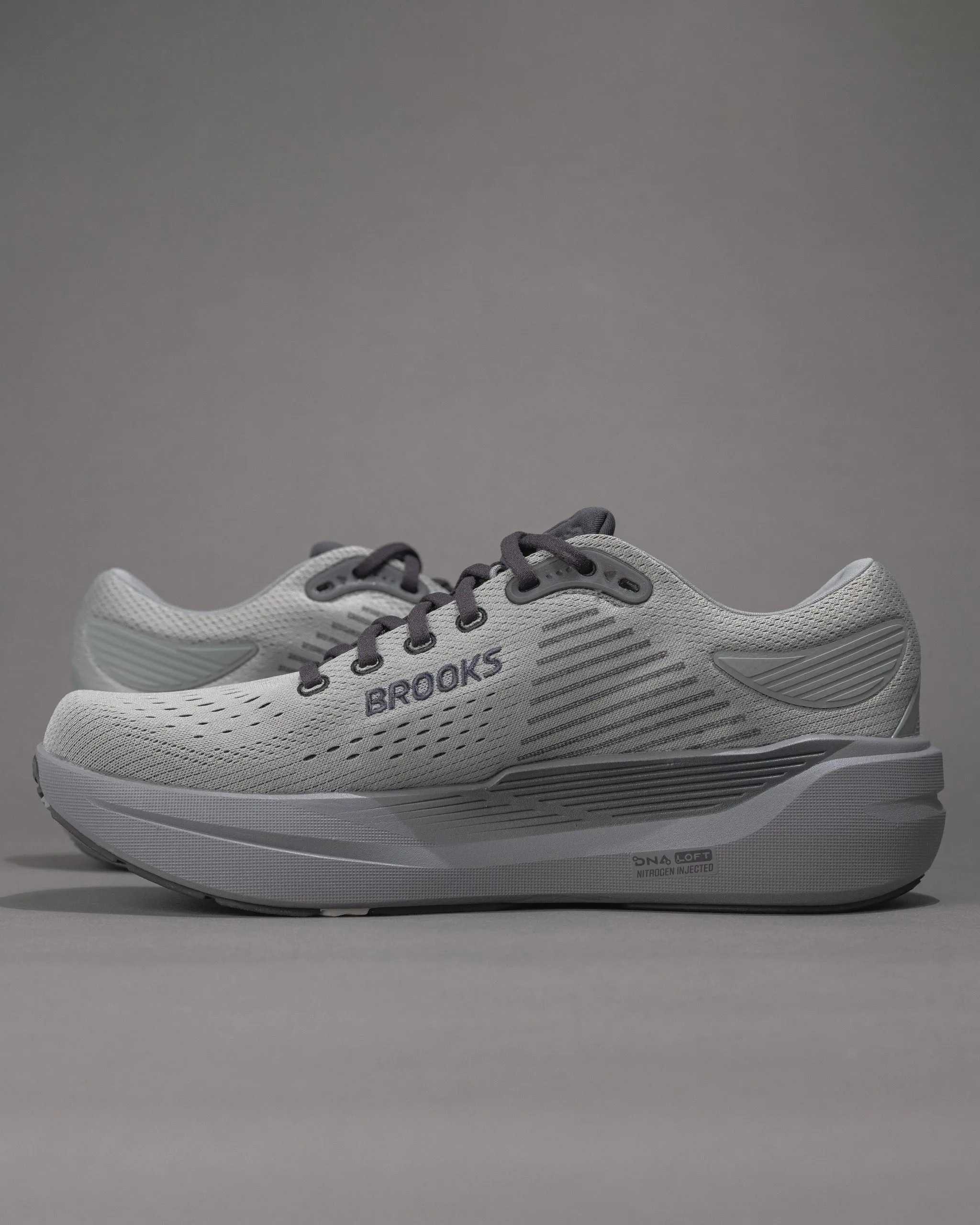 Dynamic silhouette MEN'S GHOST MAX 3 - PRIMER GRAY - MESH