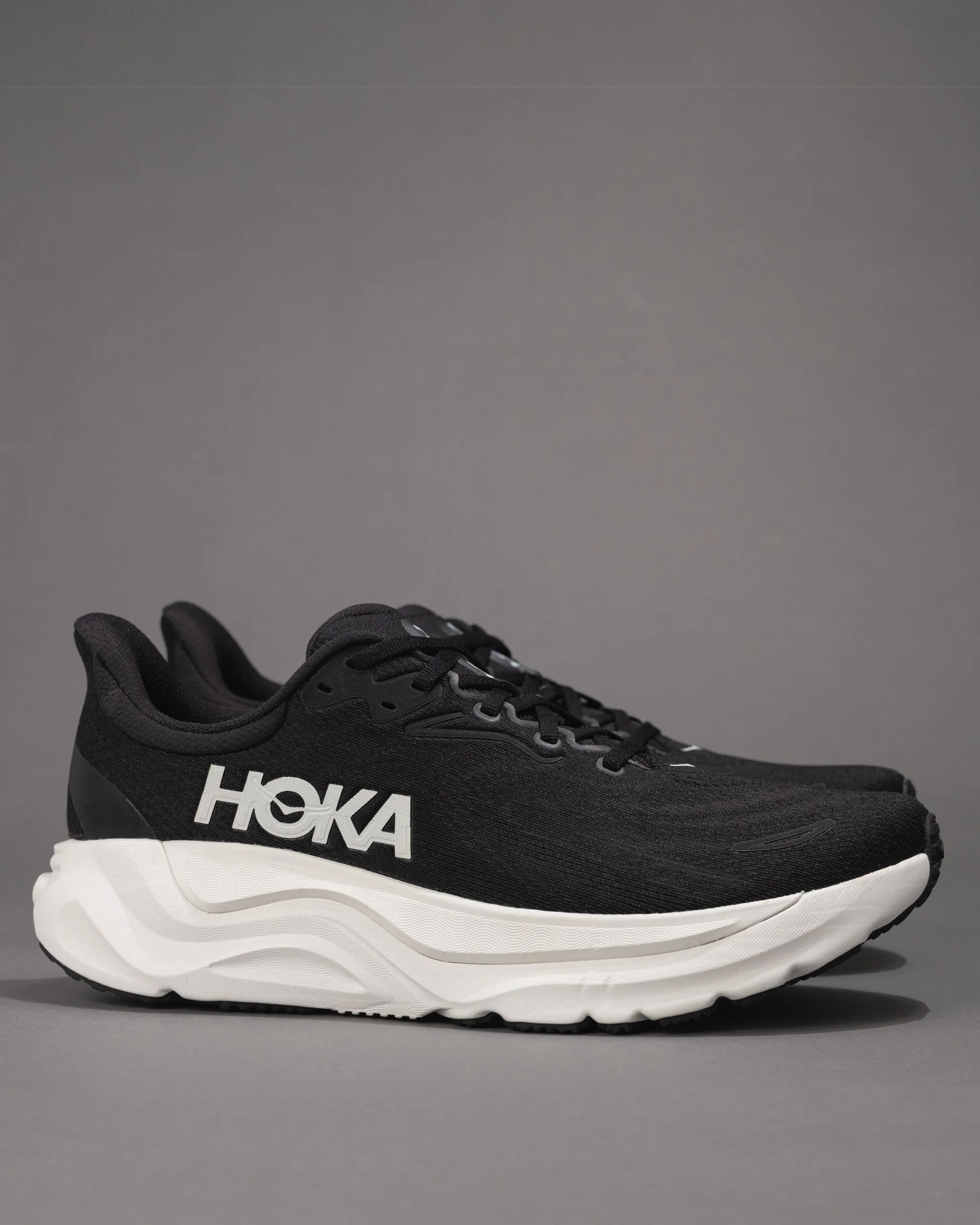 M-ARAHI 8 - BLACK - SYNTHETIC narrowest Ultra Cushion Padding