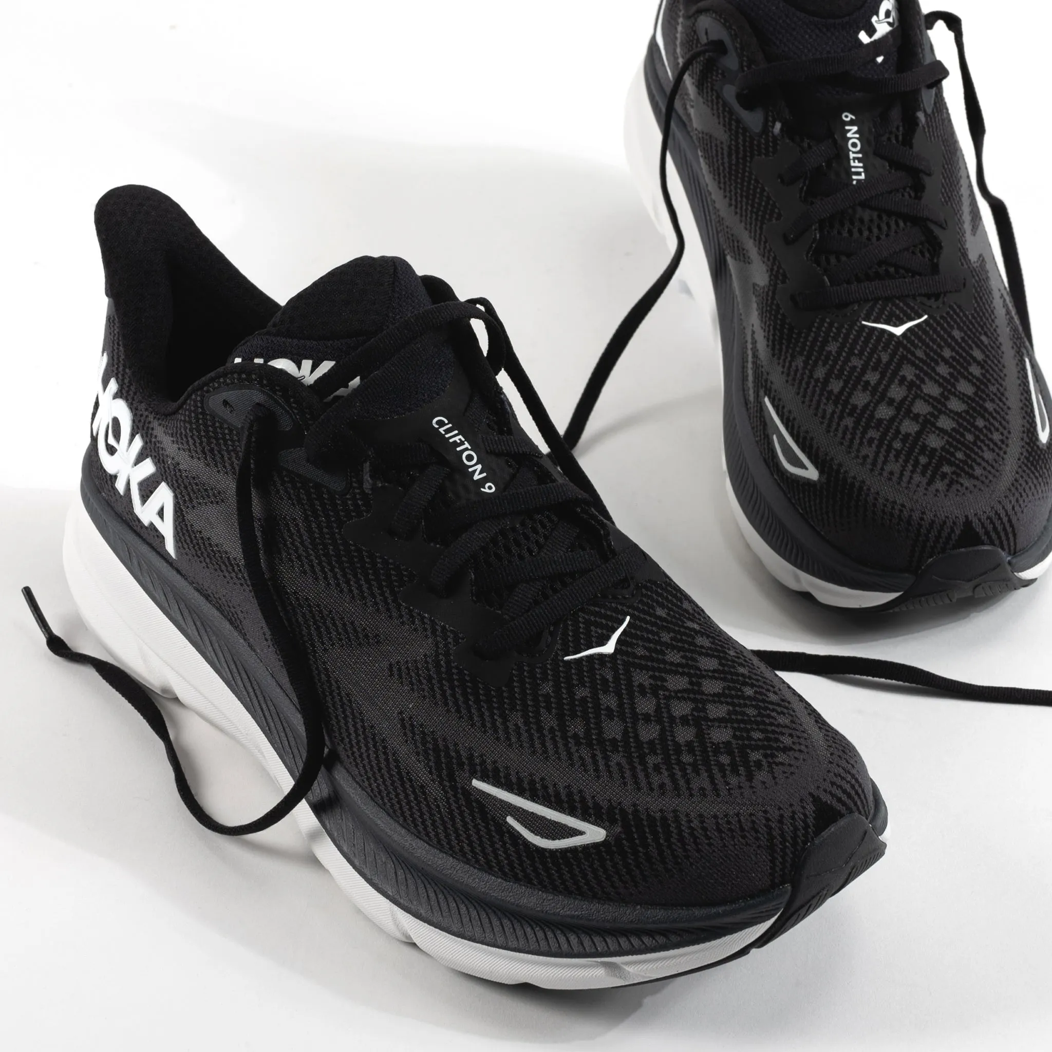 M-CLIFTON 9 - BLACK - MESH All Terrain Grip Brand