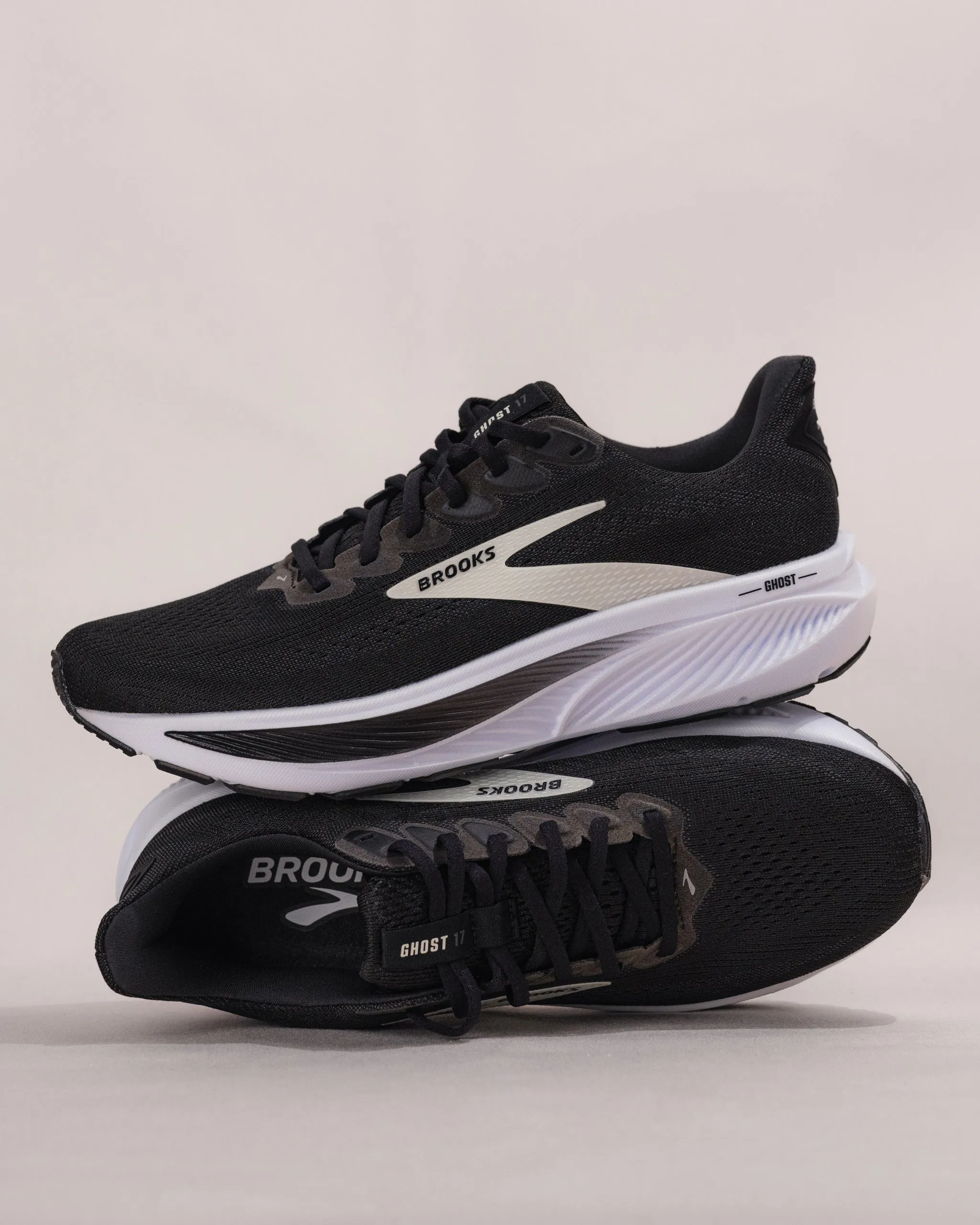 Structured performance M-GHOST 17 - BLACK - MESH