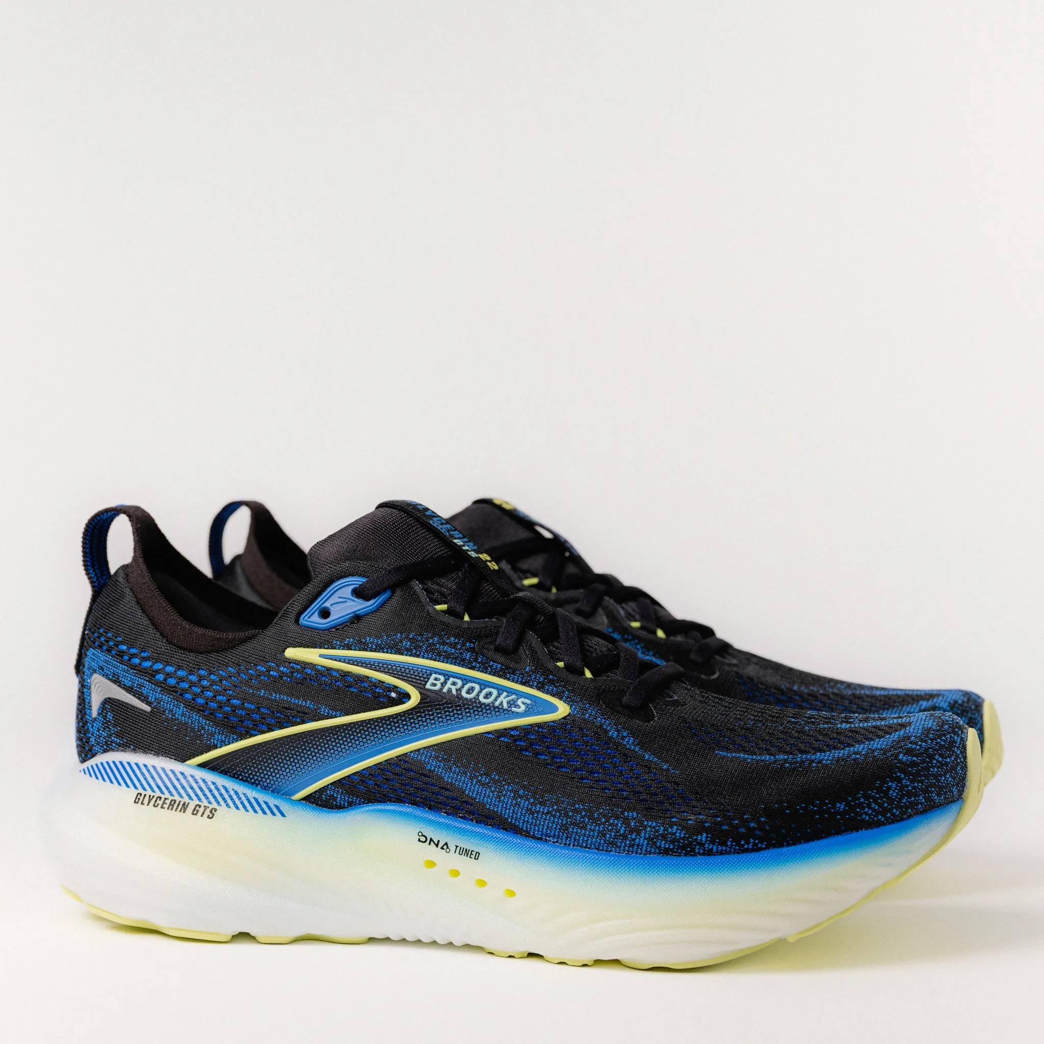 Wide Footbed Option M-GLYCERIN GTS 22 - BLACK - MESH