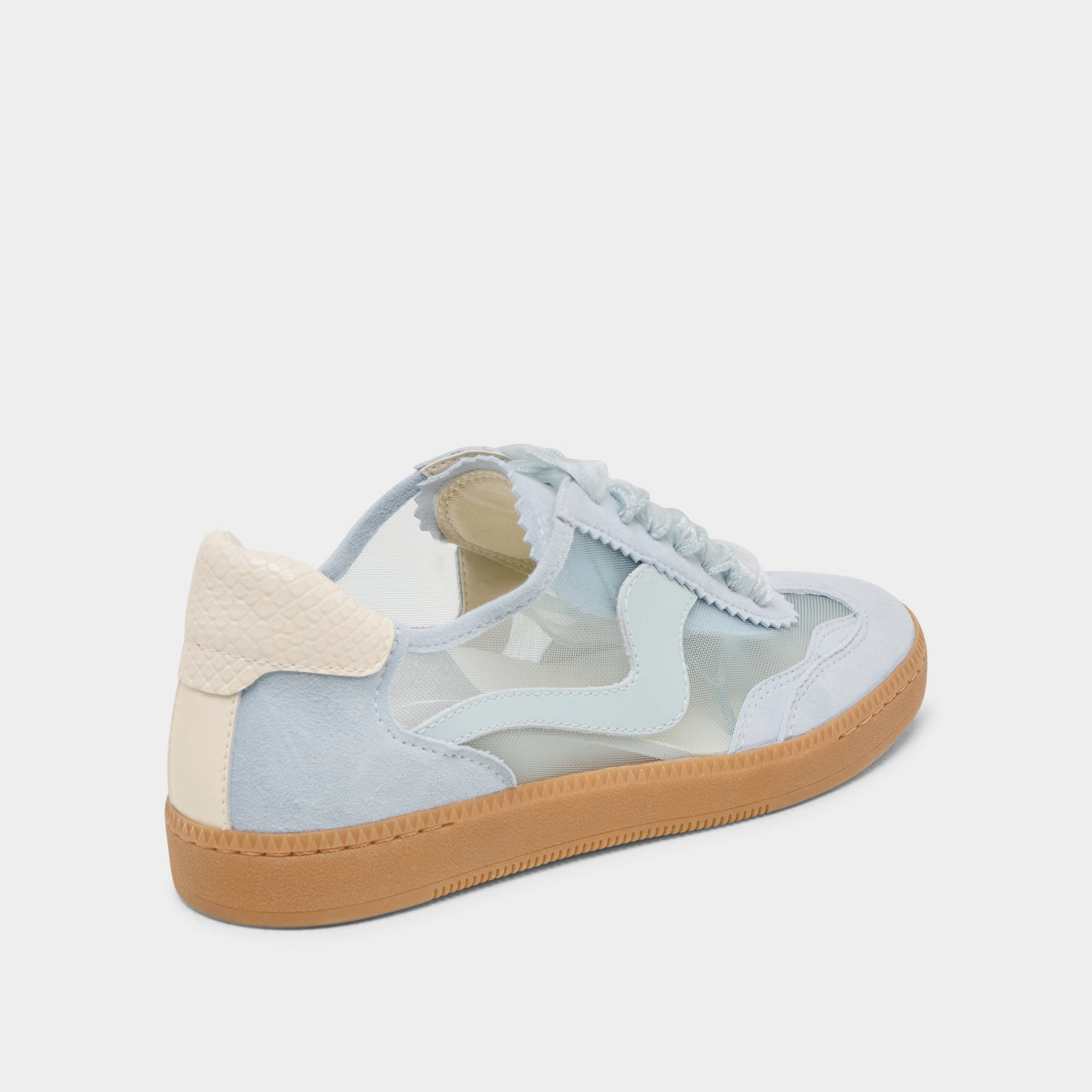 NOTICE MESH SNEAKERS ICE BLUE MESH Travel-Ready Comfort