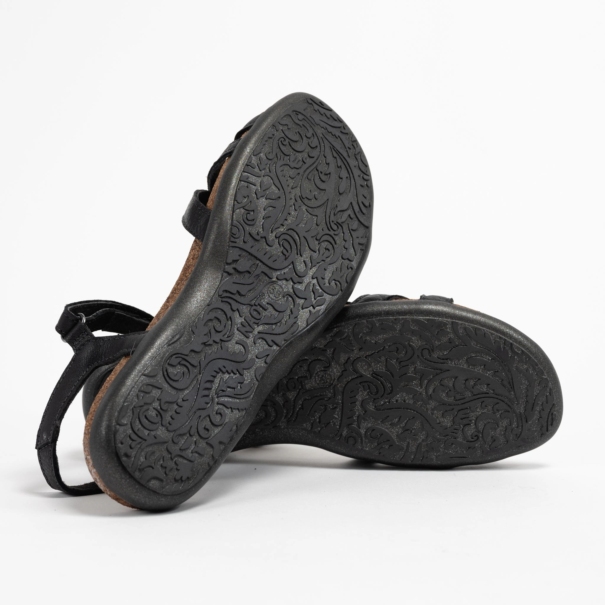 Lightweight durability PATRICIA - LEATHER