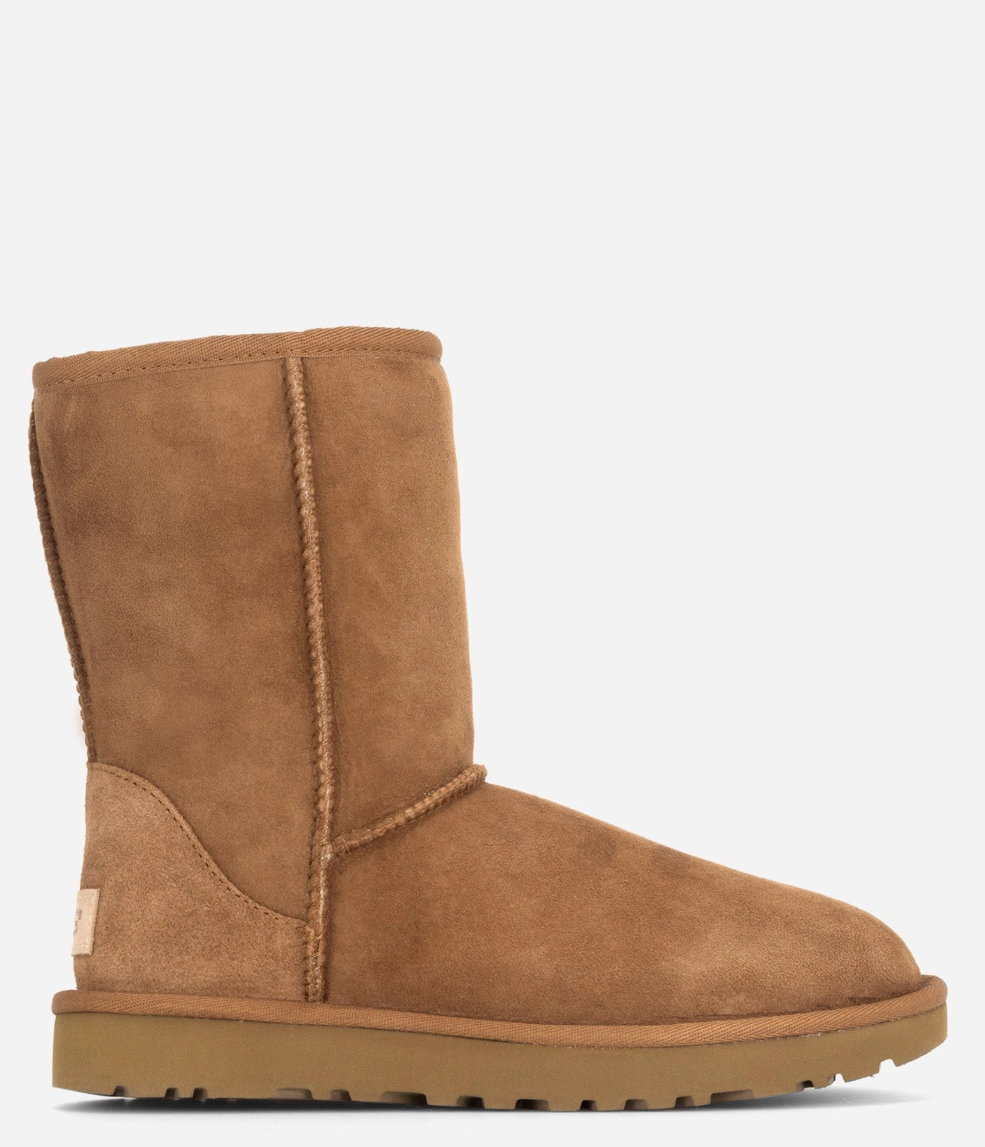 Cushioned look UGG Classic Short II Sheepskin Boot - Women