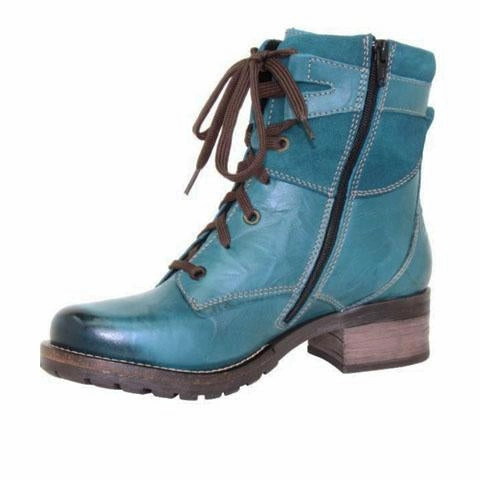 Rugged Built Rainy Day Commuter Anti blister Dromedaris Kara Suede Ankle Boot (Women) - Teal