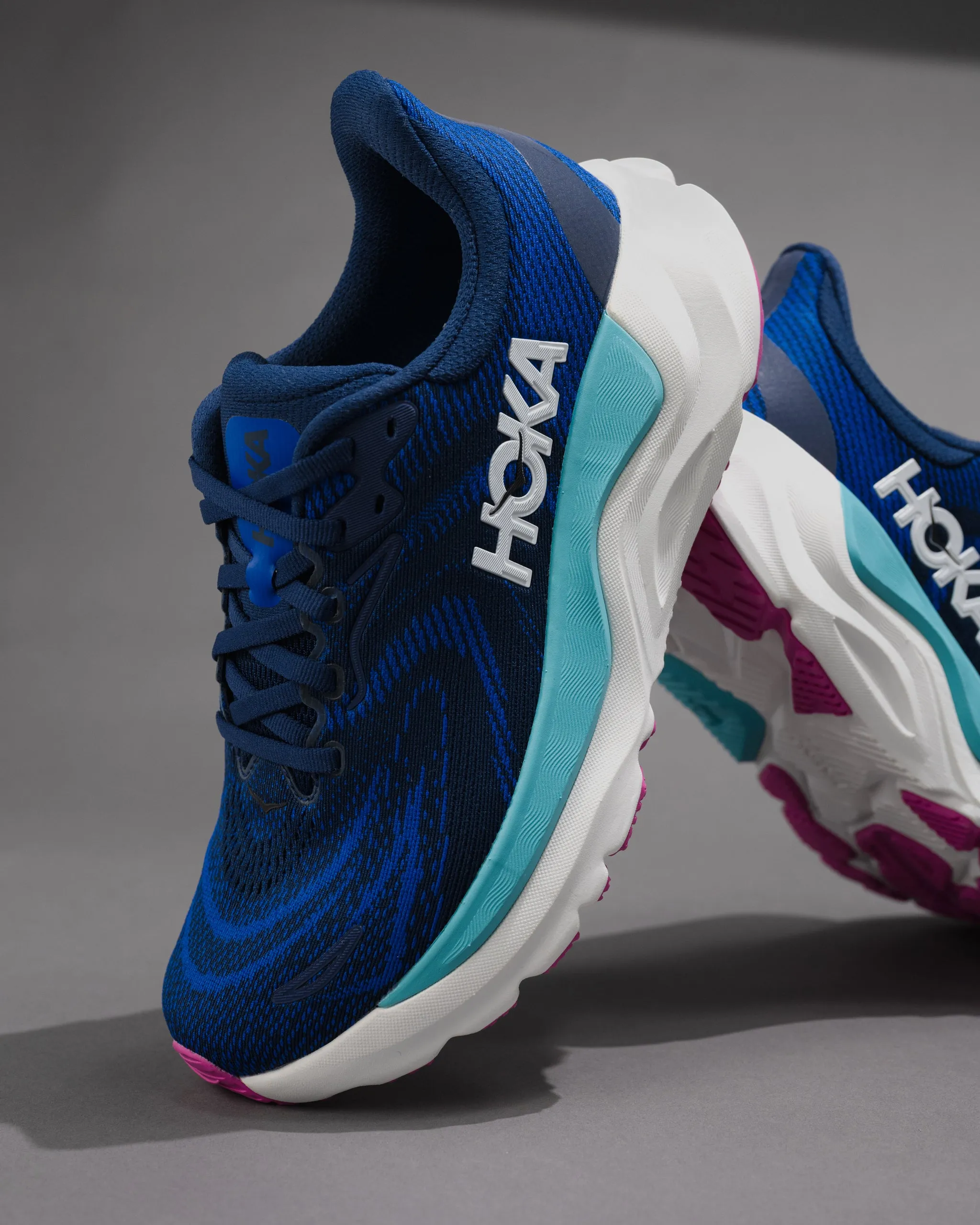 W-ARAHI 8 - MIDNIGHT - SYNTHETIC Upgraded cushioning martial artists' precision