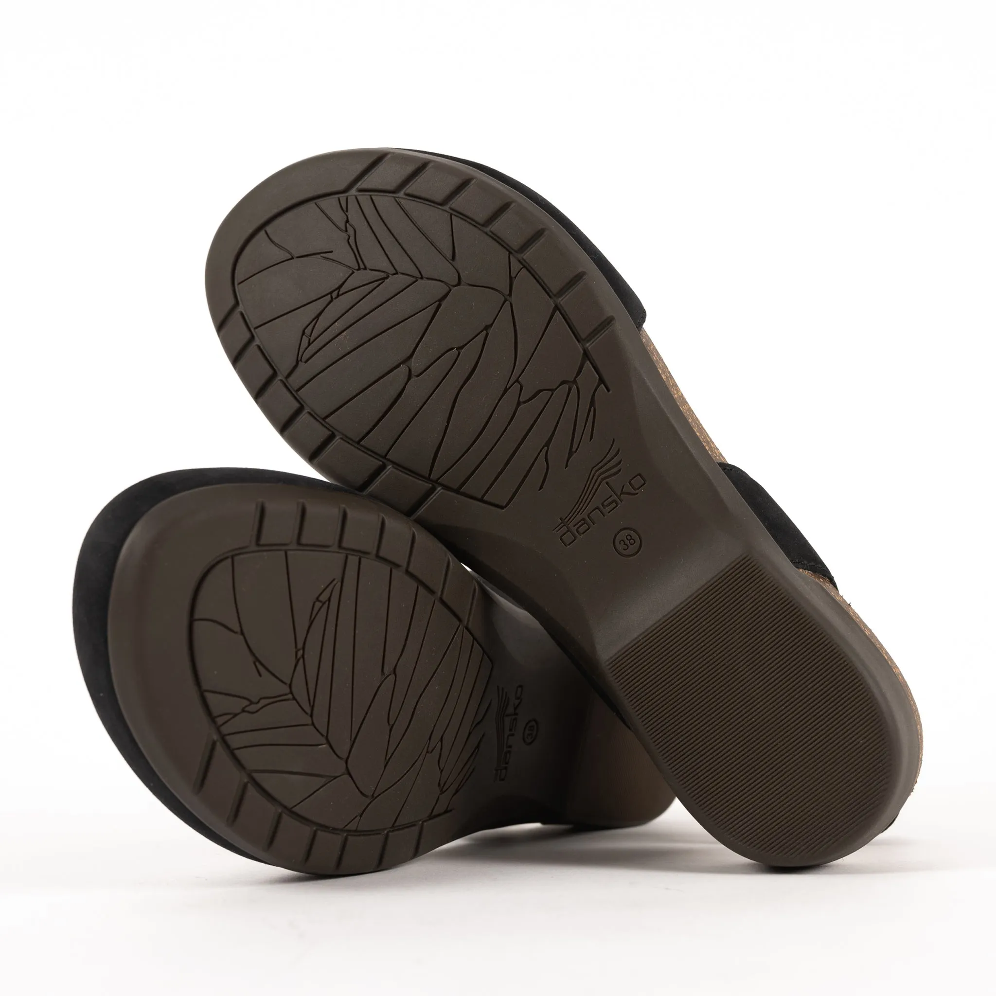 Unbeatable flexibility Unique cushioning ROWAN - BLACK - NUBUCK