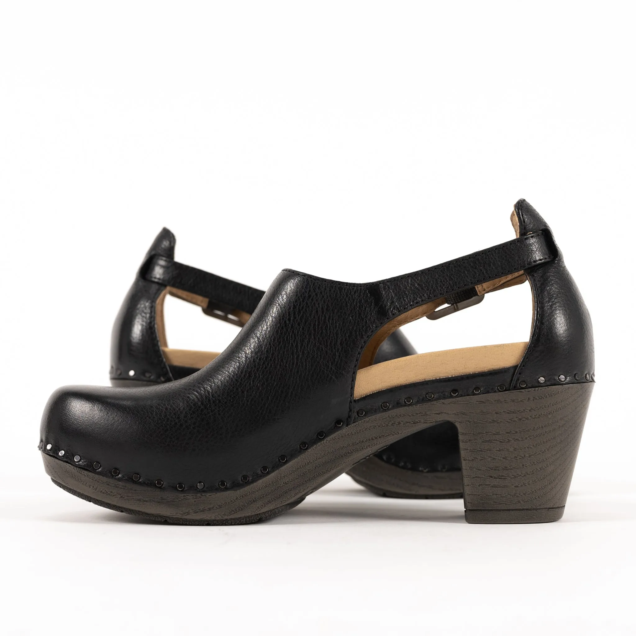 Sturdy materials SASSY - BLACK - NUBUCK