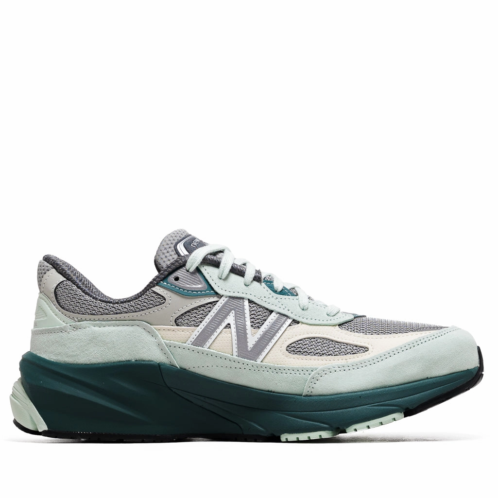 New Balance Made in USA 990v6 - Clay Ash/New Spruce Easy on