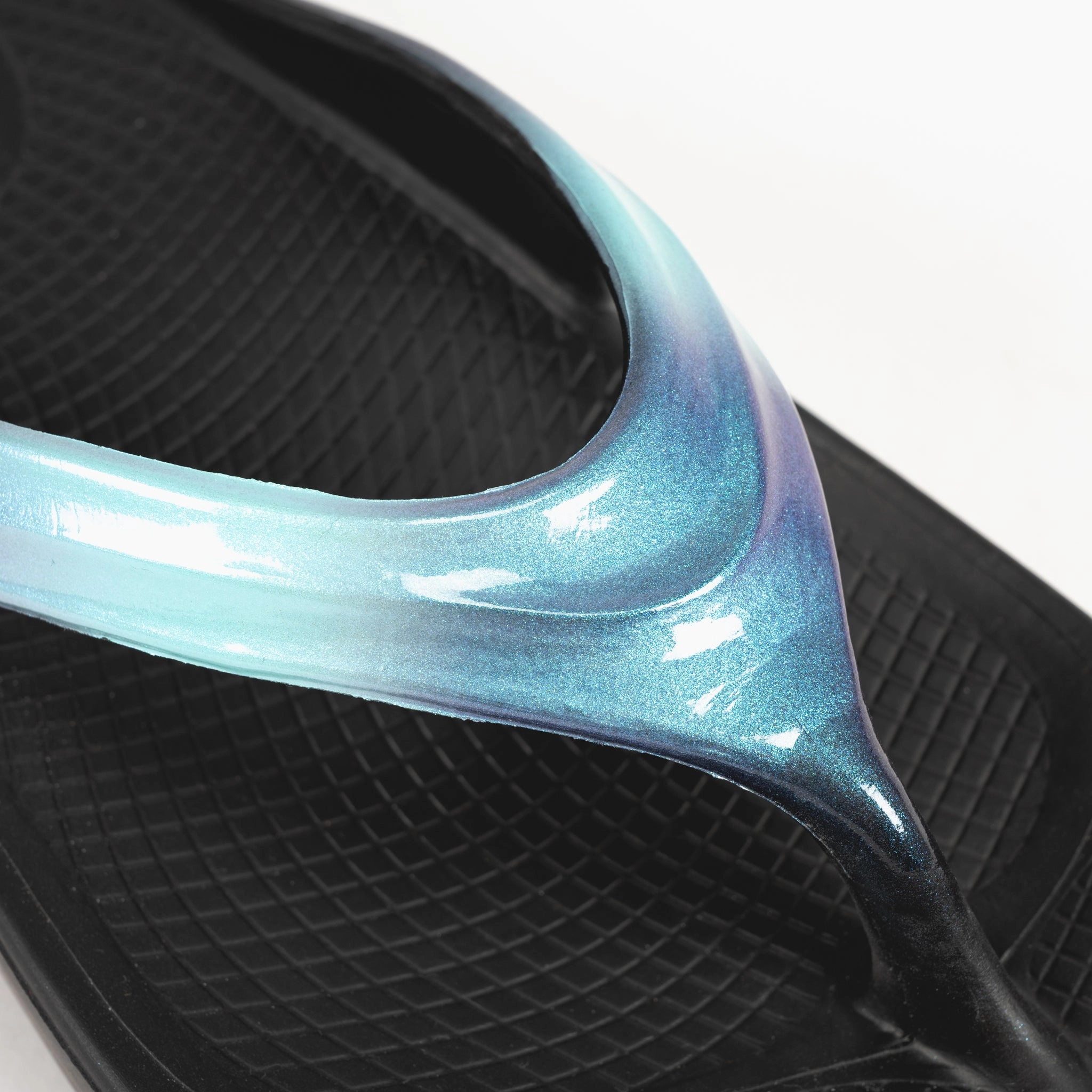 OOLALA THONG - ATLANTIS - FOAM Traction Enhanced Pattern required