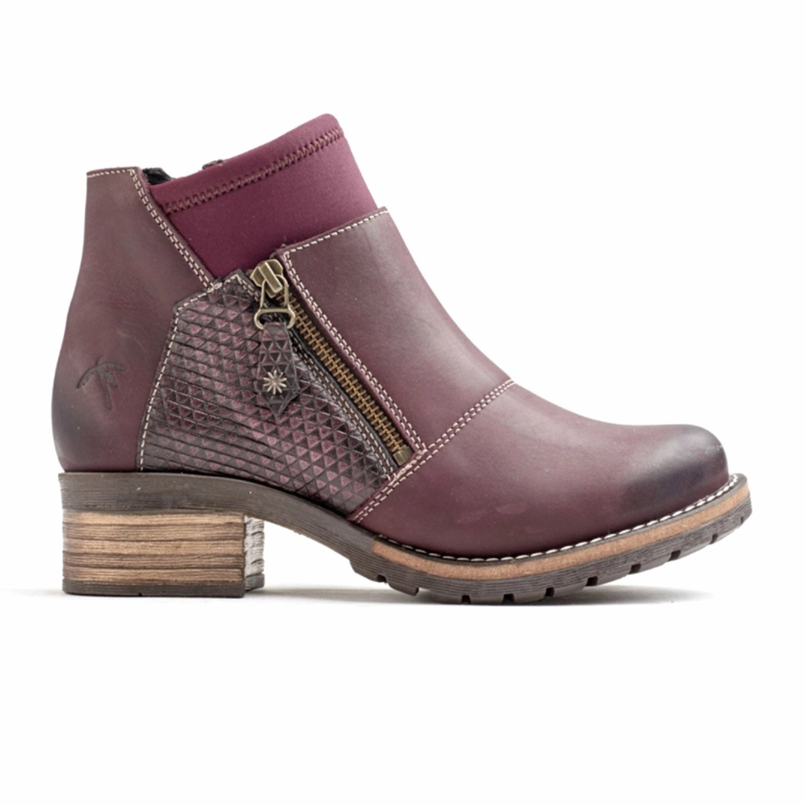 NYC Street Dromedaris Kihana Metallic Ankle Boot (Women) - Violet