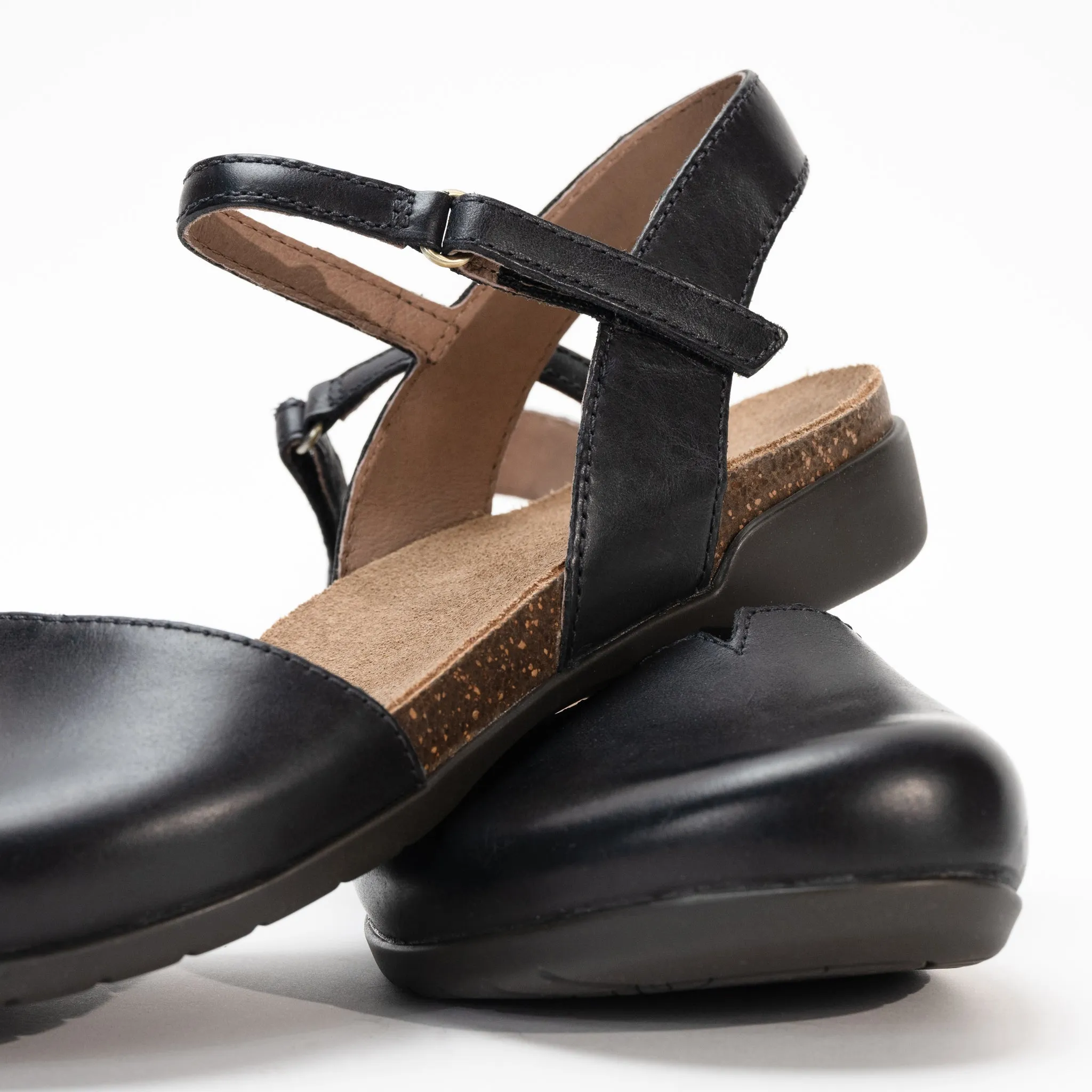 Casual Elegance ROWAN - BLACK - LEATHER