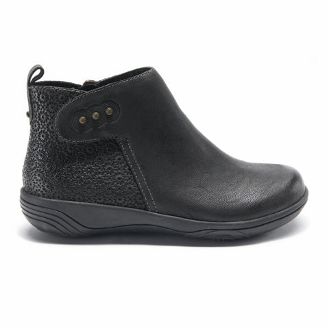 Waterproof Adventure Seeker Sturdy Halsa Althea Ankle Boot (Women) - Black