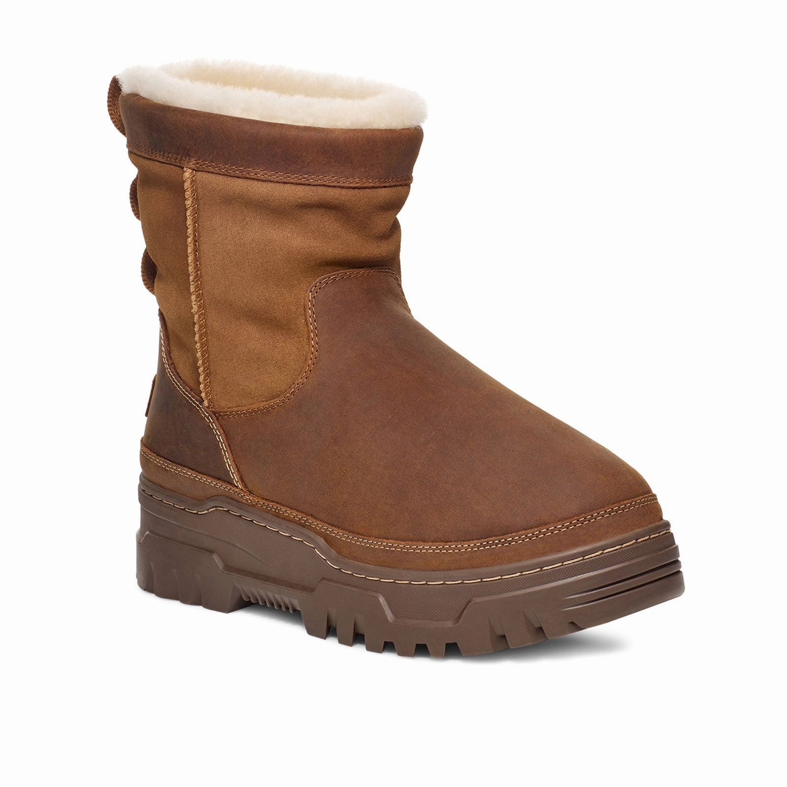 UGG? Heritage Pull-On Trailgazer (Men) - Chestnut Torsion Control System