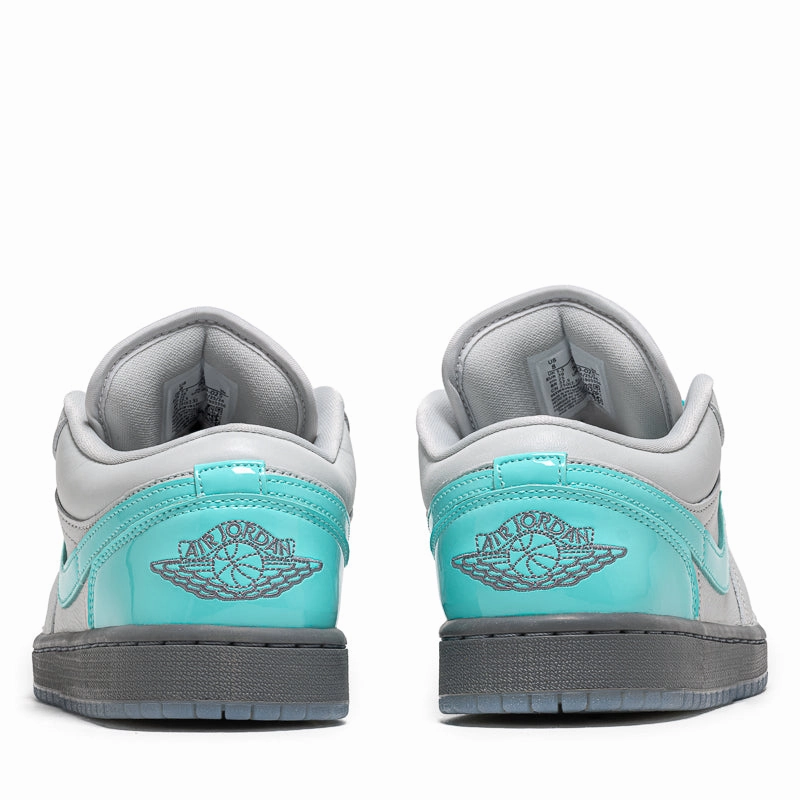 Toe Protection Tech Women's Air Jordan 1 Low SE - Photon Dust/Aurora Green