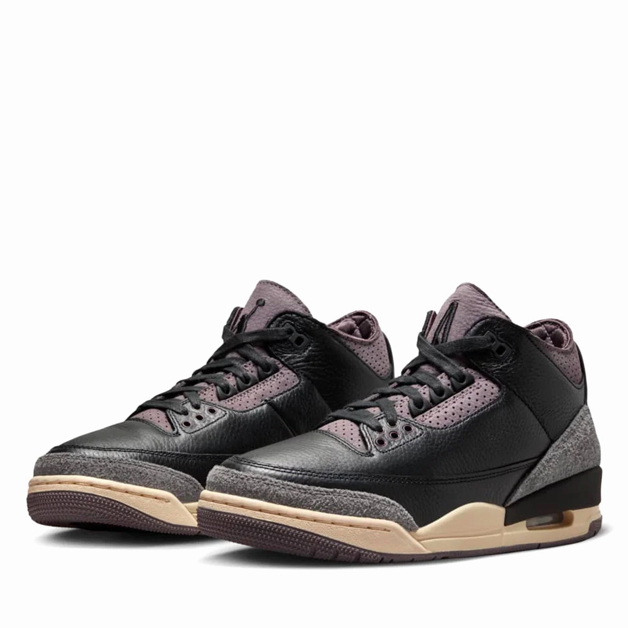 Padded Interior Active Nomad Elastic Gusset Women's A Ma Mani??re x Air Jordan 3 Retro - Black/Violet Ore