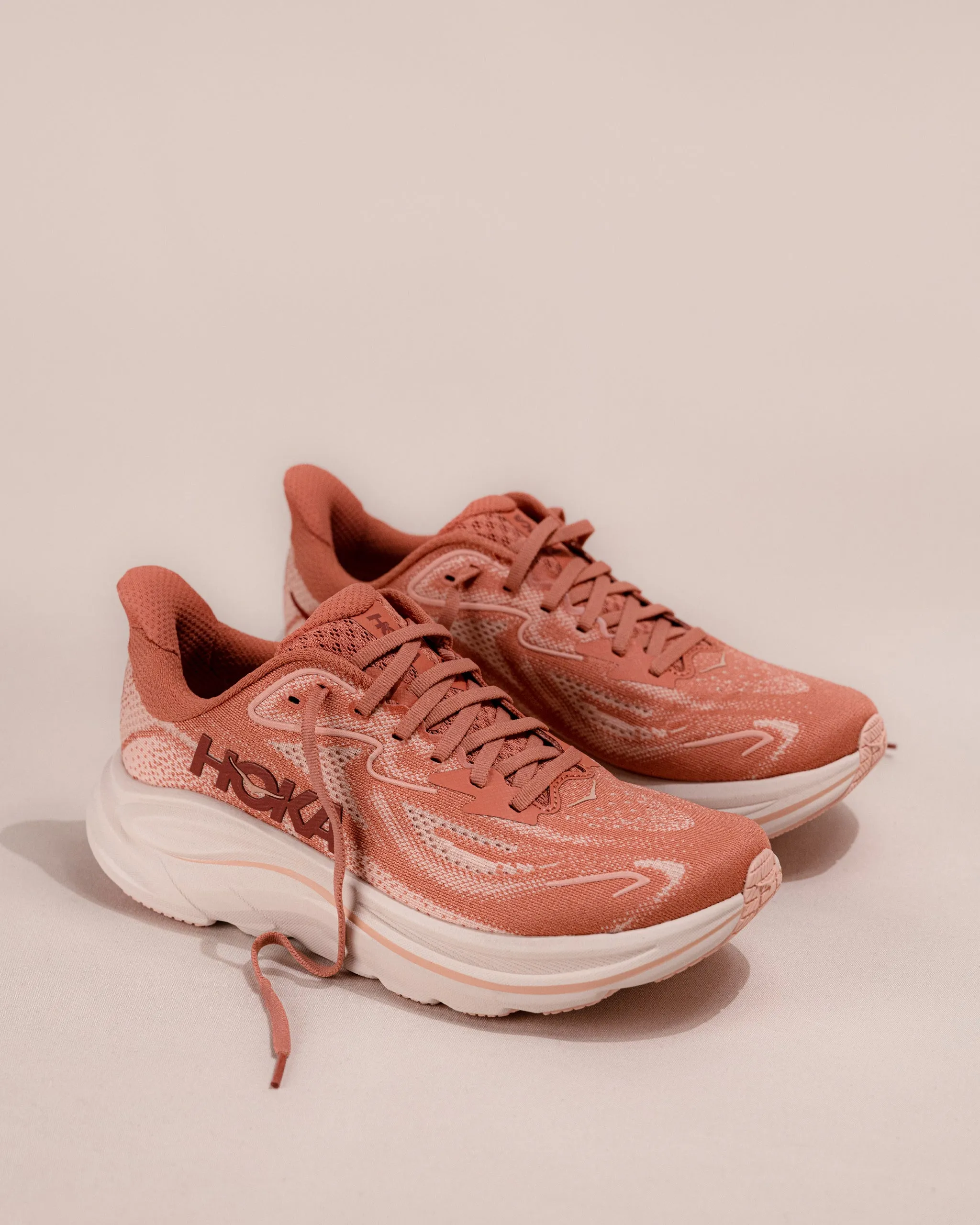 W-CLIFTON 10 - BLUSH - MESH snowy - weather