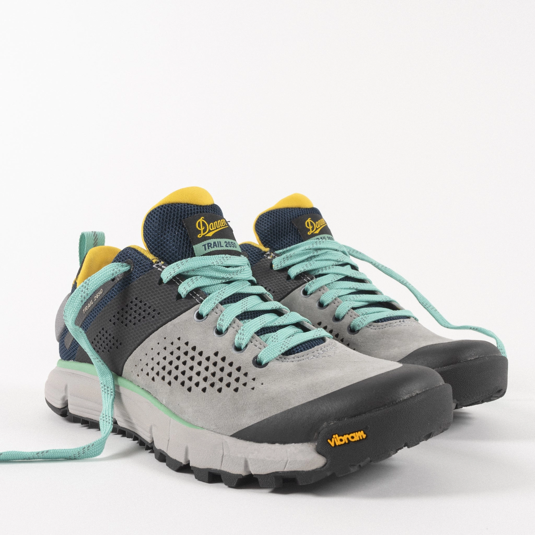 W-TRAIL 2650 - GRAY - NUBUCK Collapsible Heel Design tone