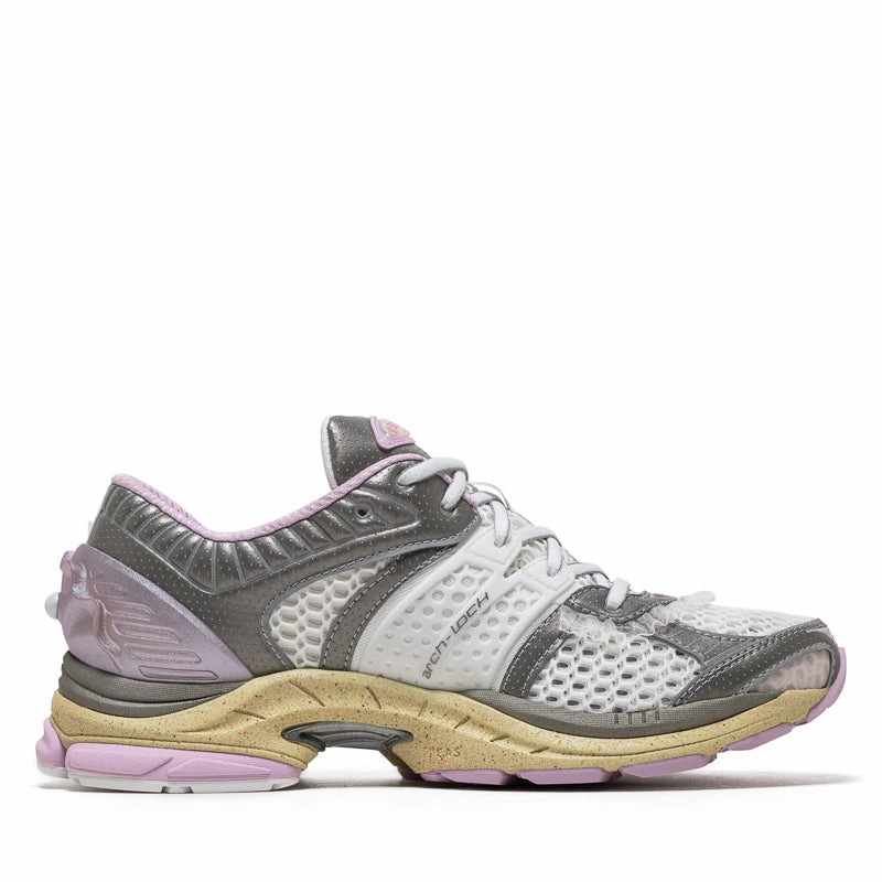Women's Metagirl x Saucony Progrid Paramount 'Daughter of the Moon' - Moon/Lilac Power Step