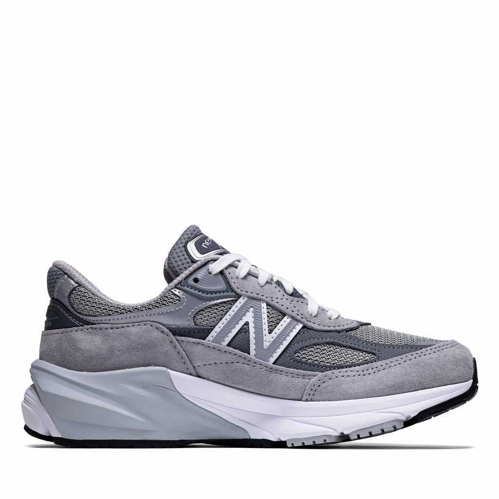 Seamless Comfort Winter Walker High   Performance Women's New Balance Made in USA 990v6 - Grey