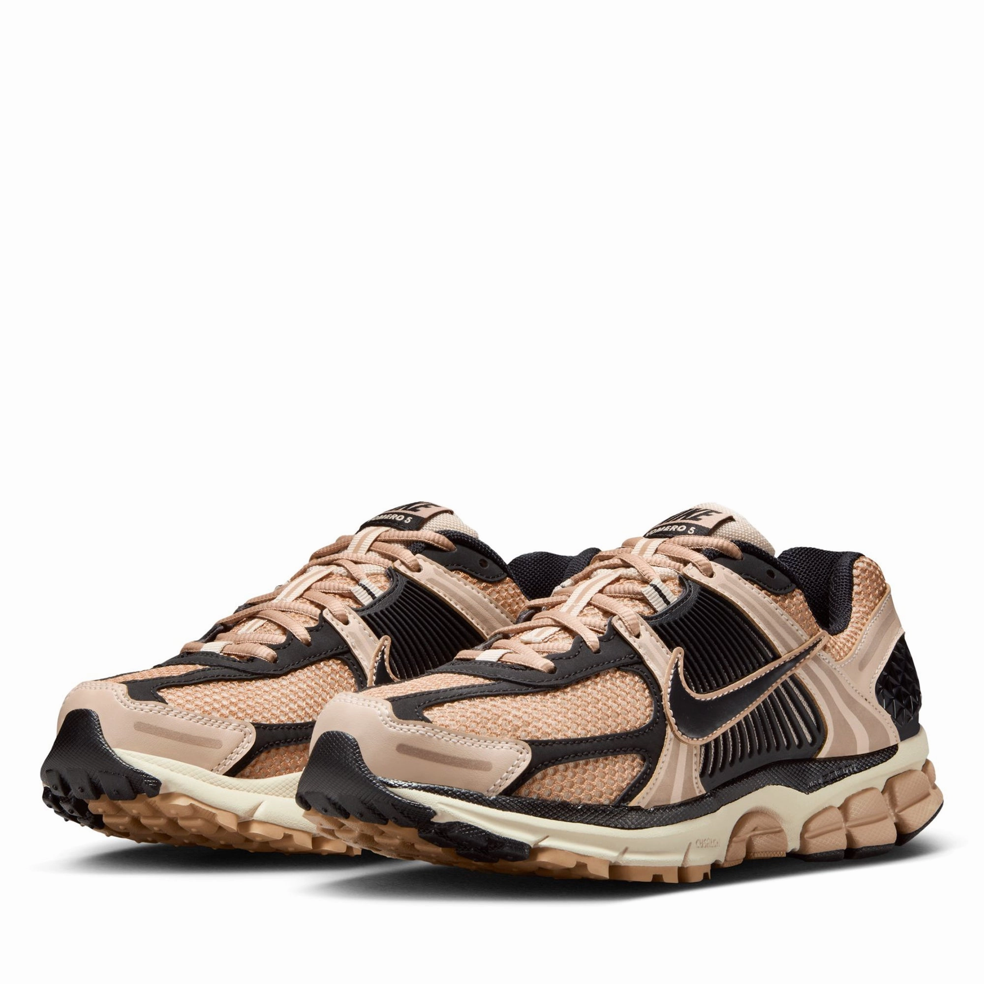 Training Ground Insulated Rough Trail Hiker Women's Nike Zoom Vomero 5 - Sanddrift/Black