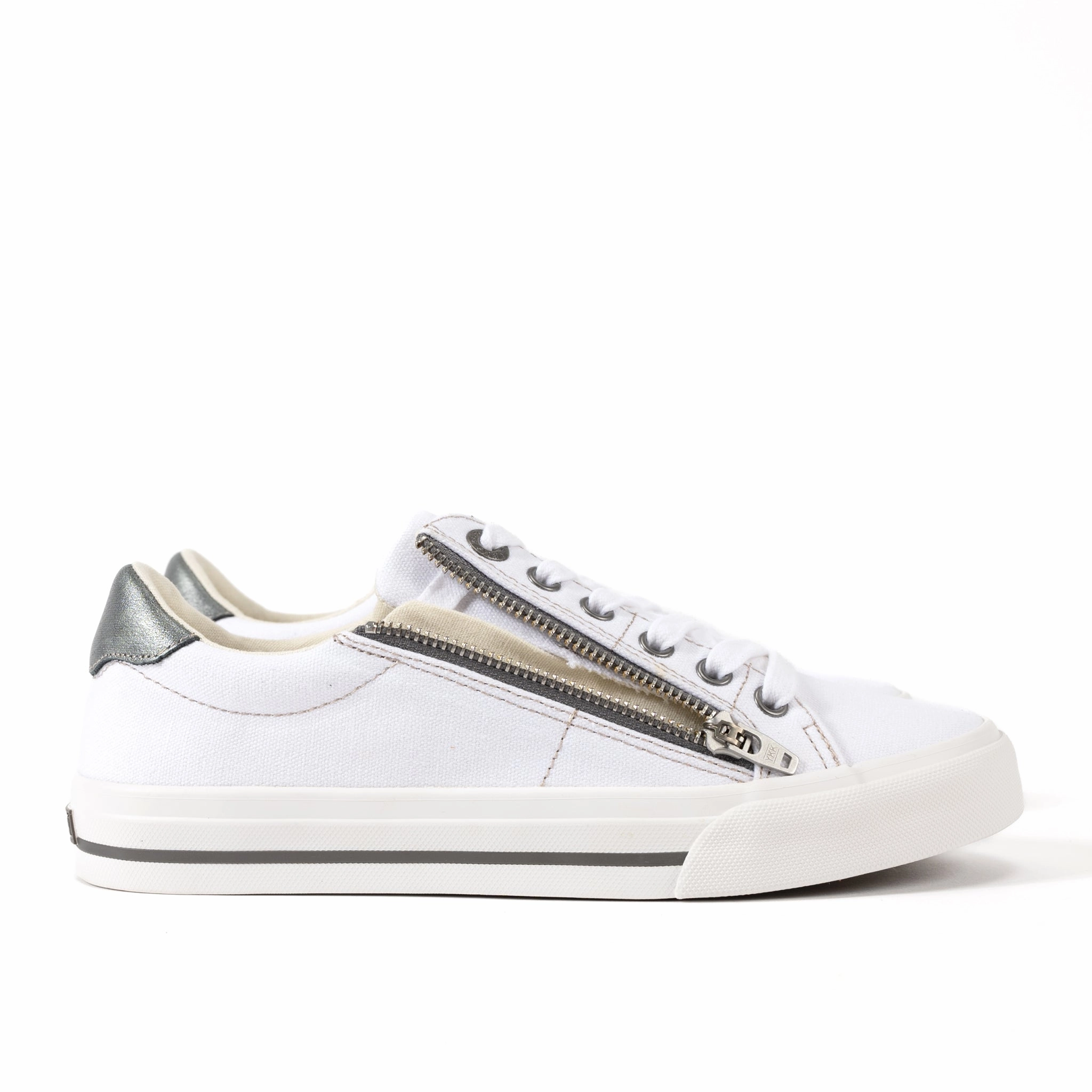 Z-SOUL - WHITE - CANVAS Handcrafted Stitching Details